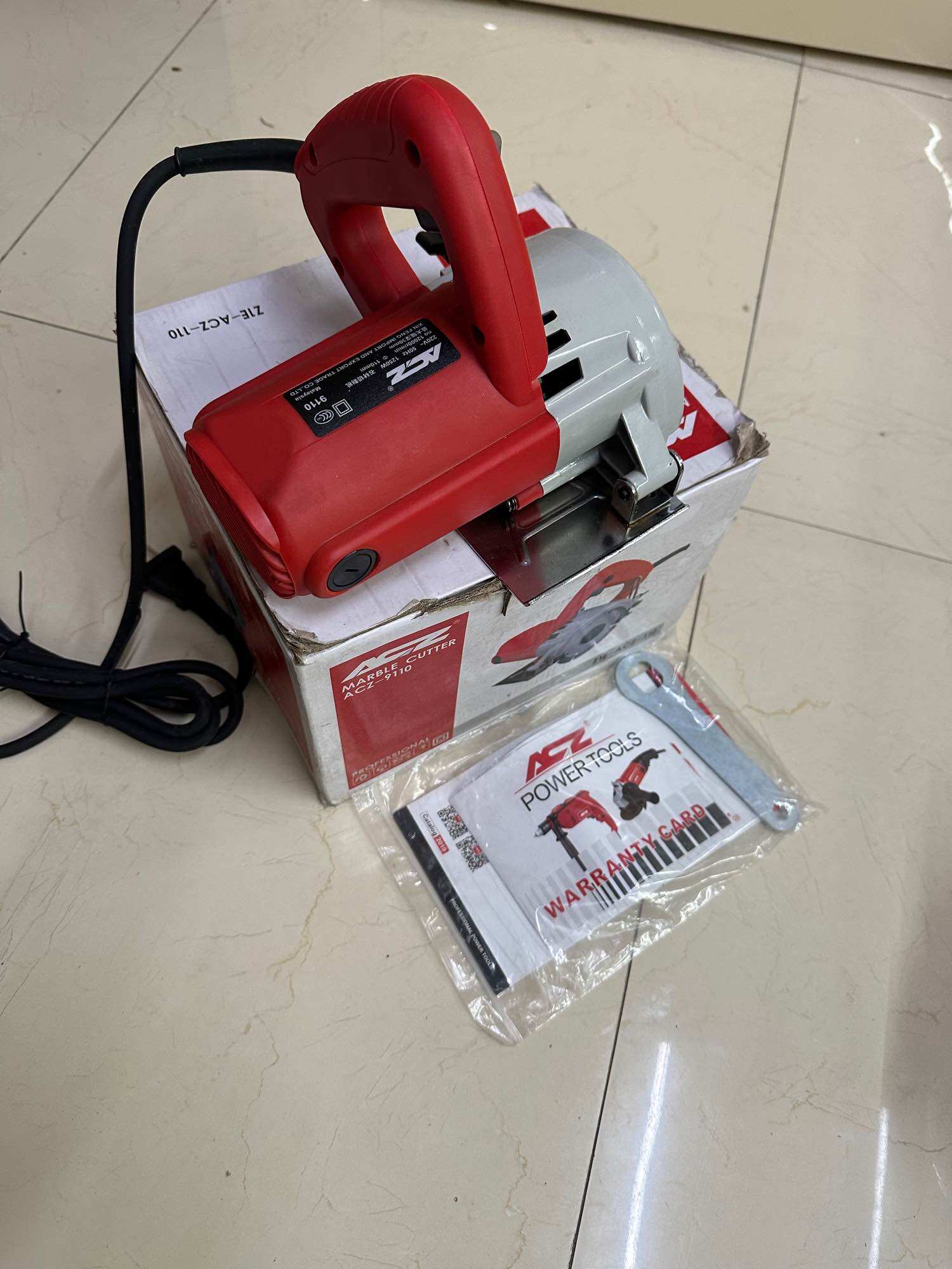 Máy cắt gạch ACZ - cắt gạch ACZ