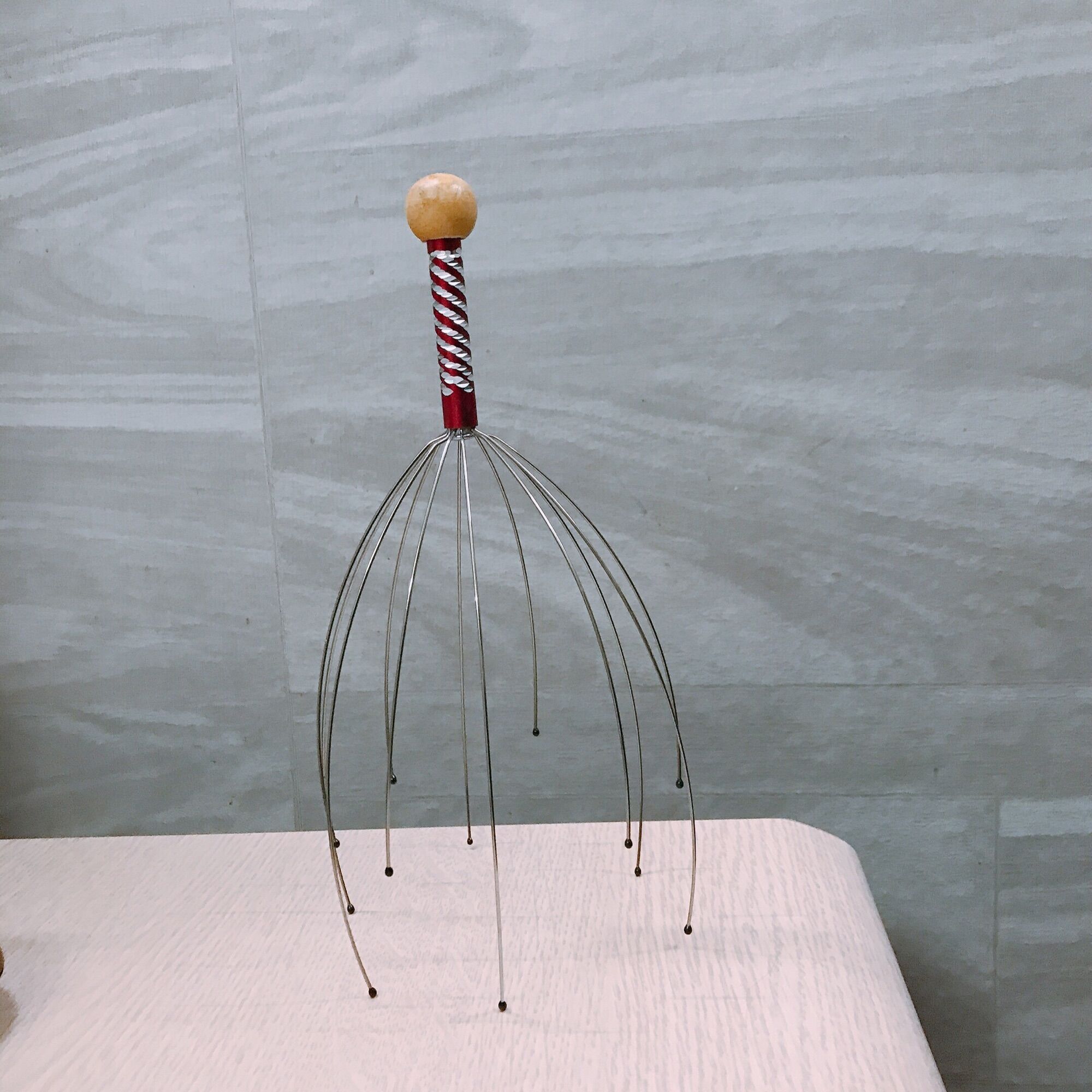 Dụng cụ massage da đầu giúp giảm căng thẳng mệt mỏi