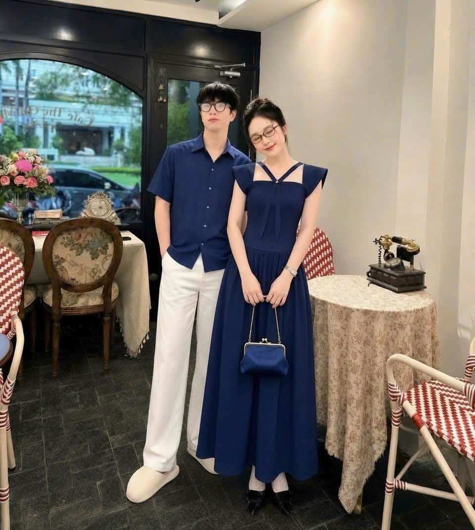 Set đồ đôi sơmi nam phối đầm nữ cổ nơ dáng dài màu xanh than