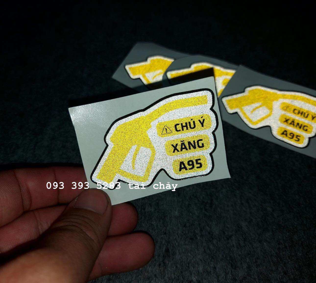 [ 1 MIÊNG ] TEM STICKER " VÒI XANG 95 " PHẢN QUANG DÁN TRANG TRÍ XE