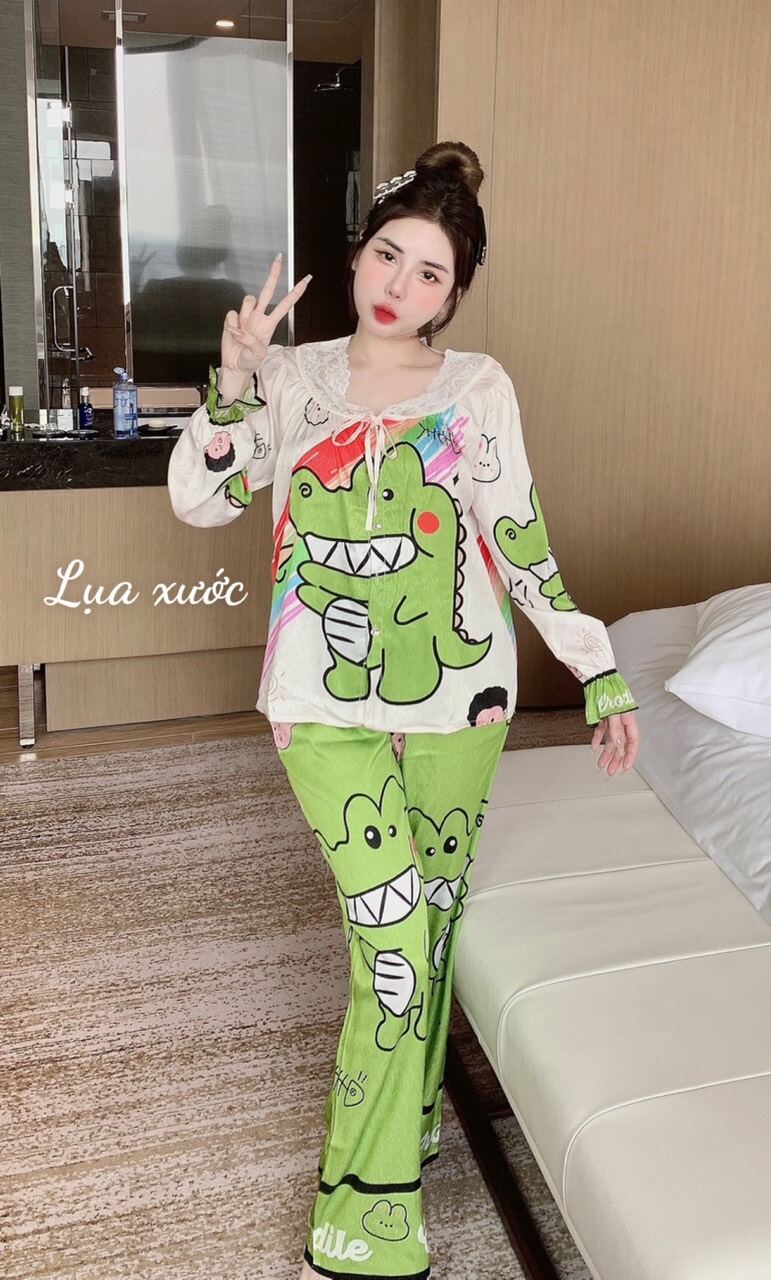 Bộ Lụa xước phối ren cổ có dây nơ , đồ bộ mặc nhà chất liệu lụa xước cao cấp phối ren from từ 45-65kg