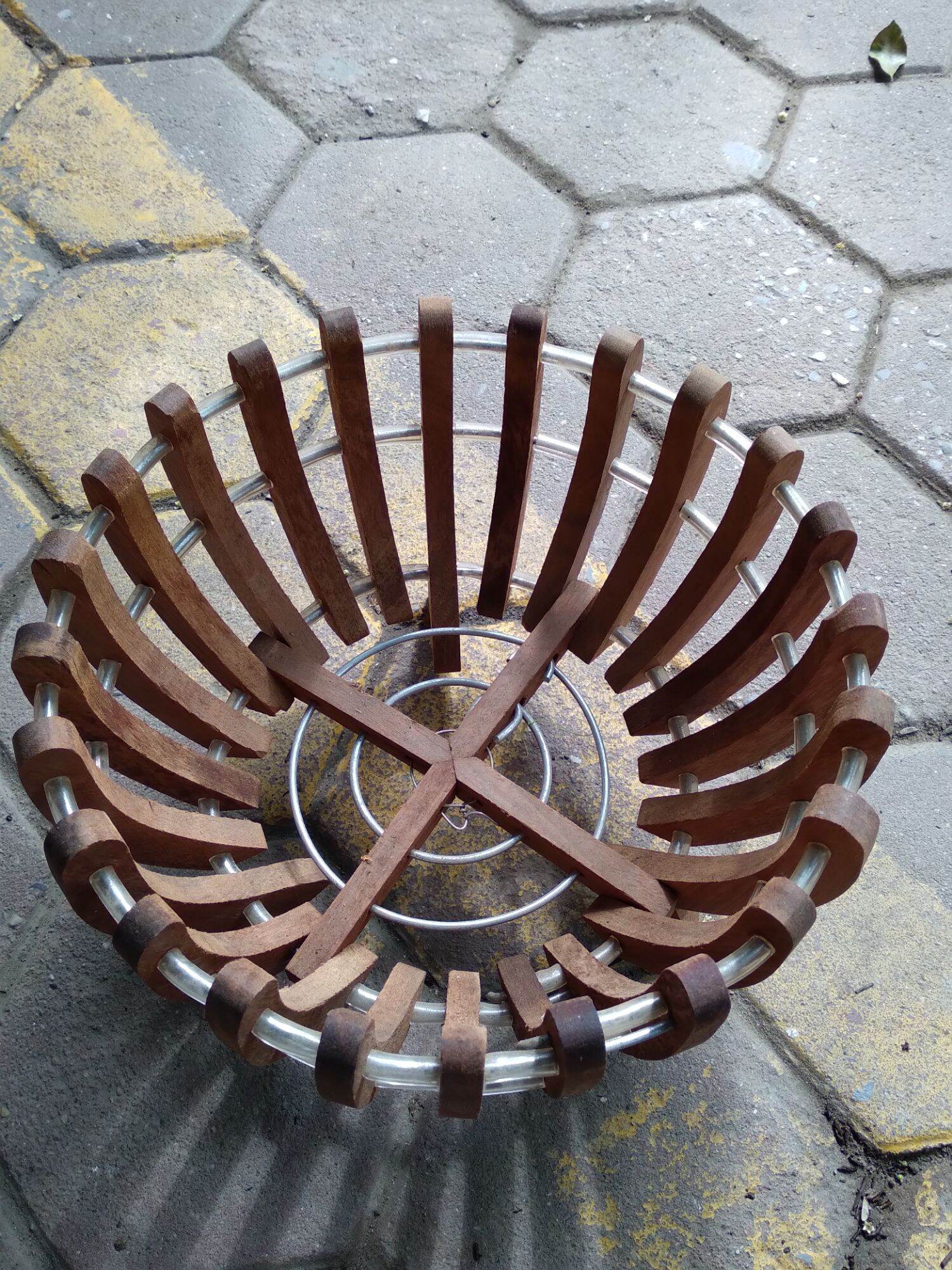 Chậu gỗ căm xe trồng lan- chậu bí.