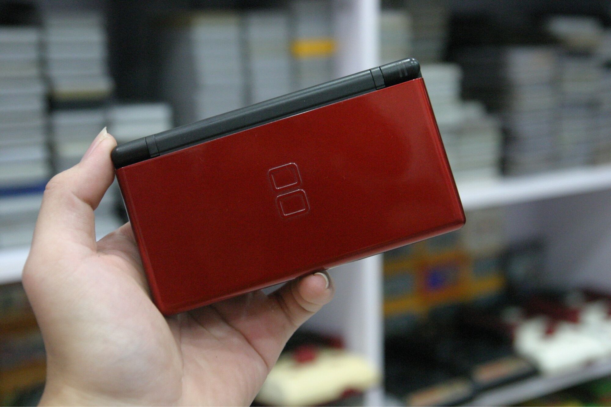 Máy Nintendo DS Lite đen xanh đỏ 99%