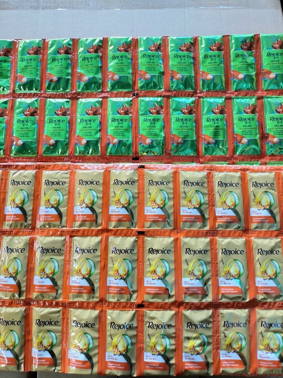 Combo 5 dây dầu gội rejoice siêu mềm mượt dây 10 gói 6g/ xã 10 gói