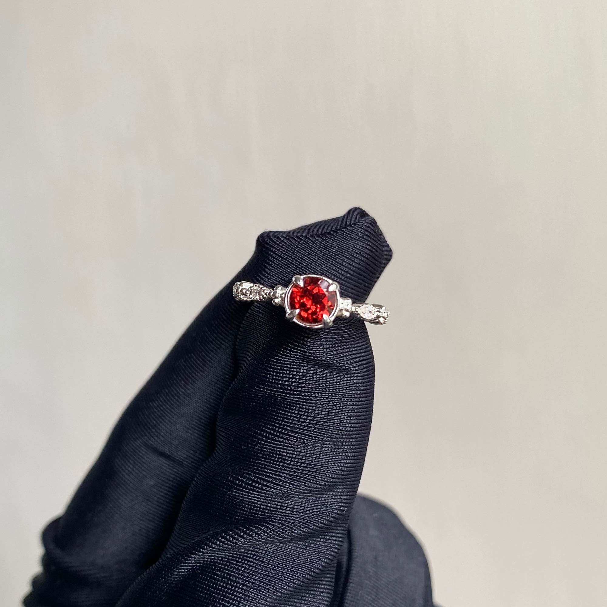 Nhẫn Bạc 925 Đá Chủ Garnet Đỏ Burning Red Ring