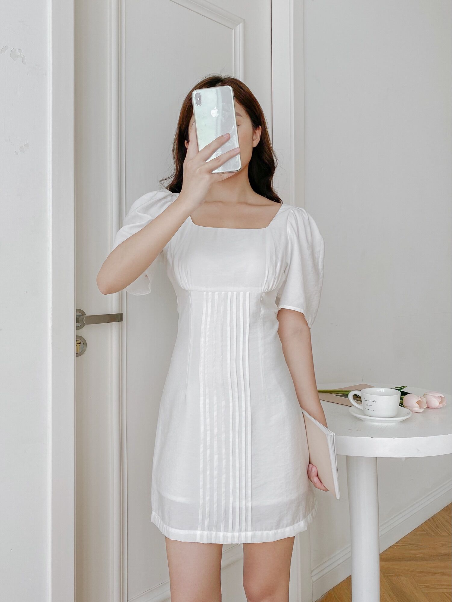 Váy Cổ Vuông Linen Trắng [Madelen]