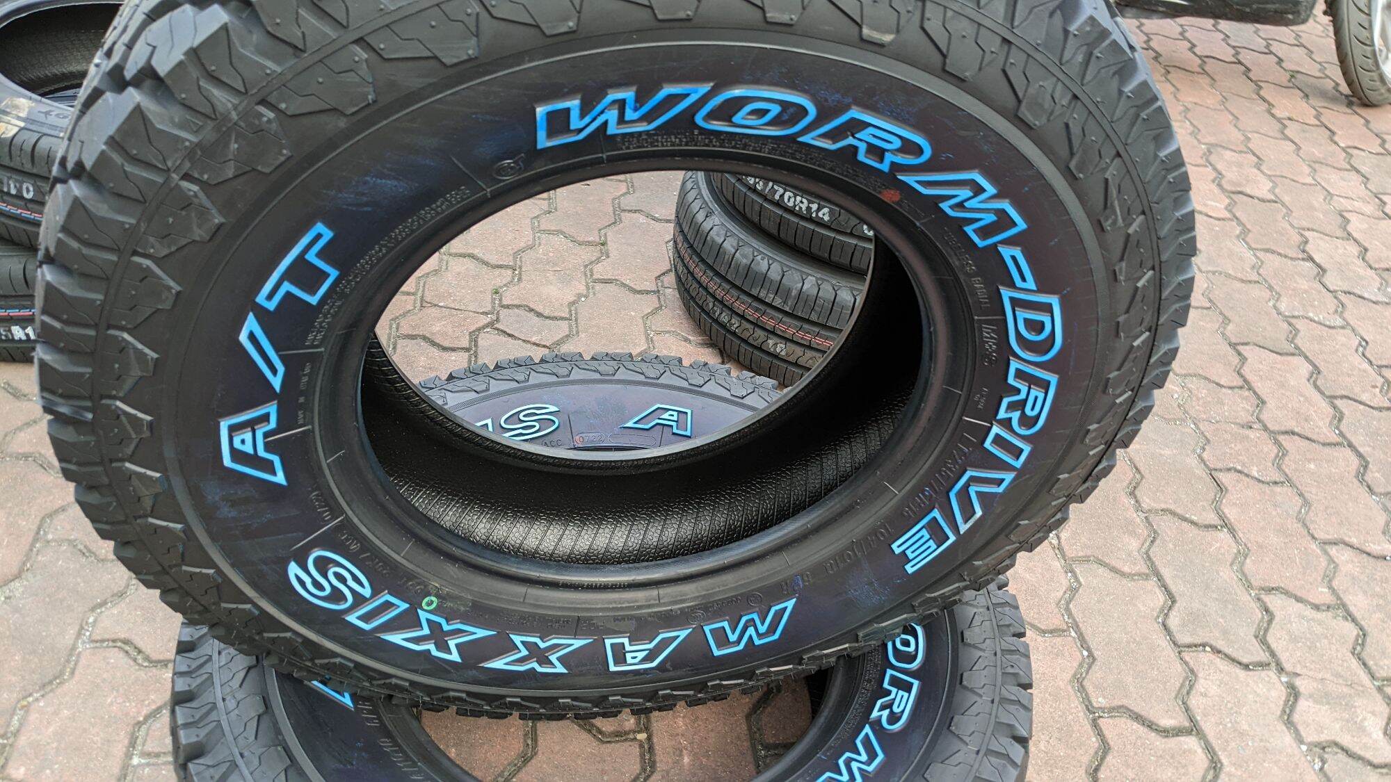 Lốp 235/75R15 6PR Maxxis AT980E