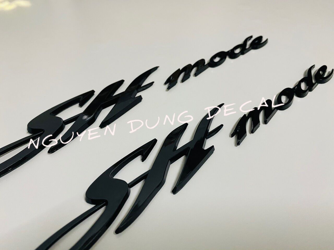 Cặp chữ nổi SH Mode nhiều màu