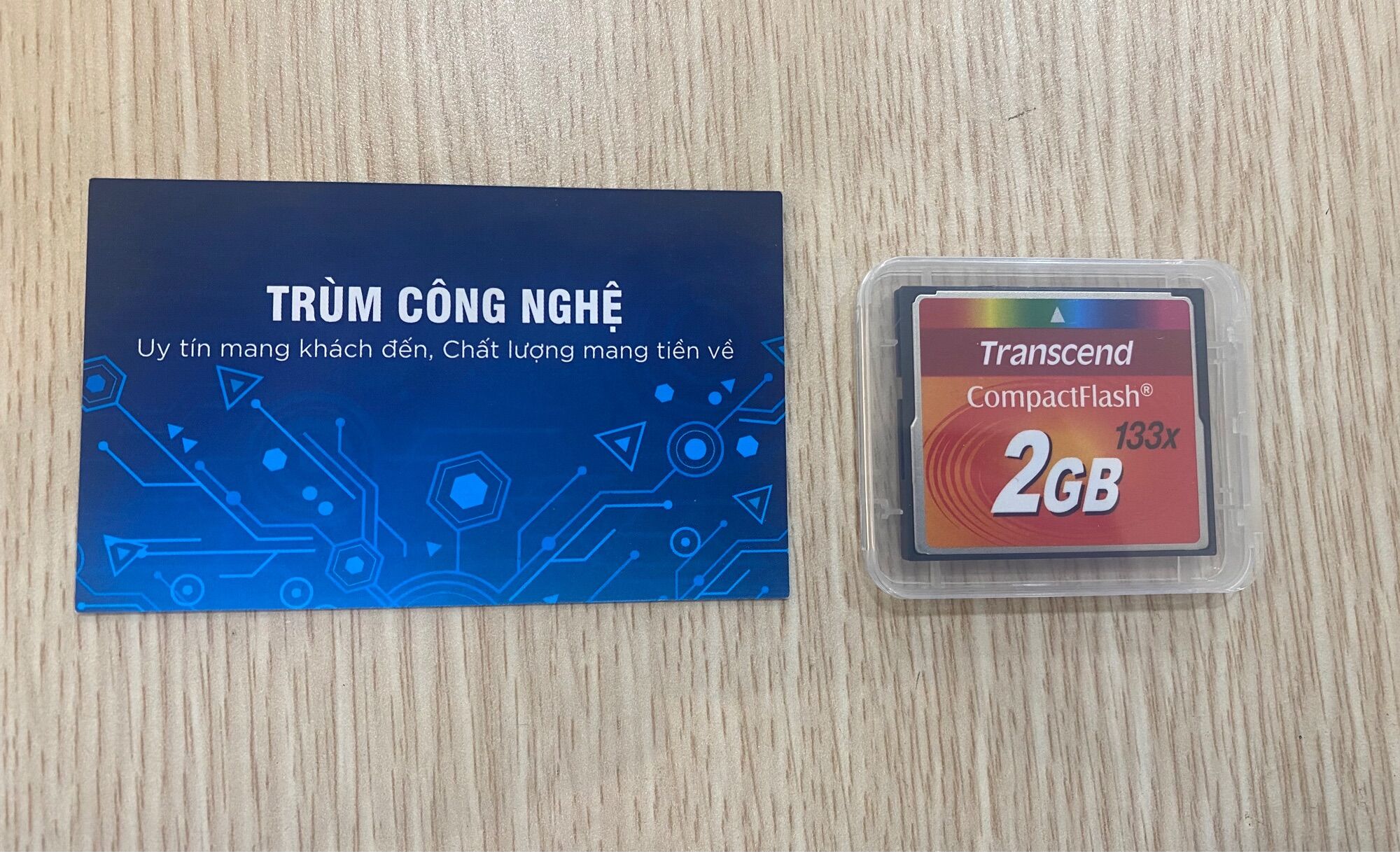 Thẻ nhớ CF Transcend CompactFlash 2GB 133x Speed dùng cho máy ảnh , máy CNC
