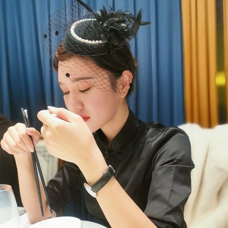 Mũ ren tiểu thư cổ điển