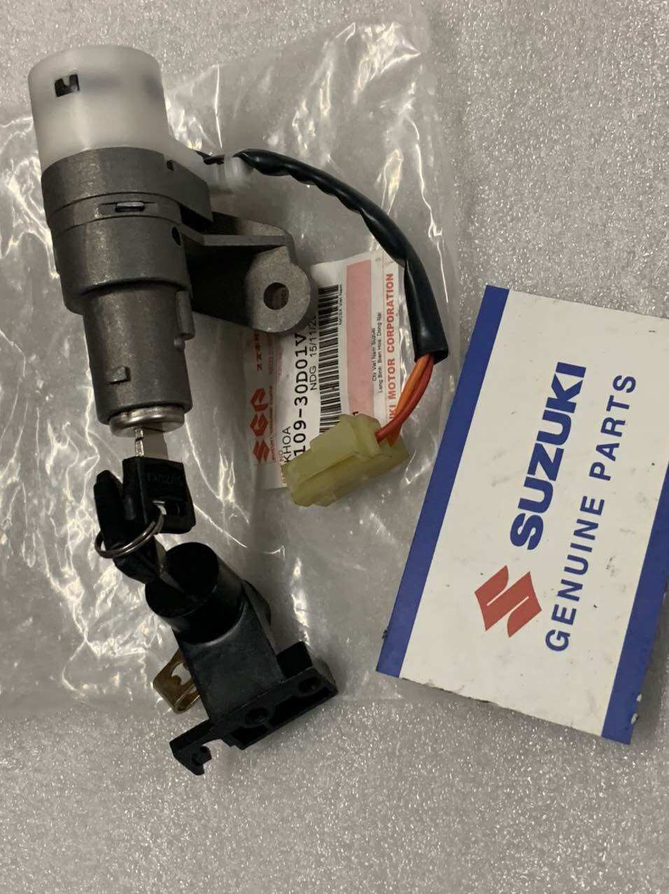 Bộ ổ khoá xe viva 110 Suzuki