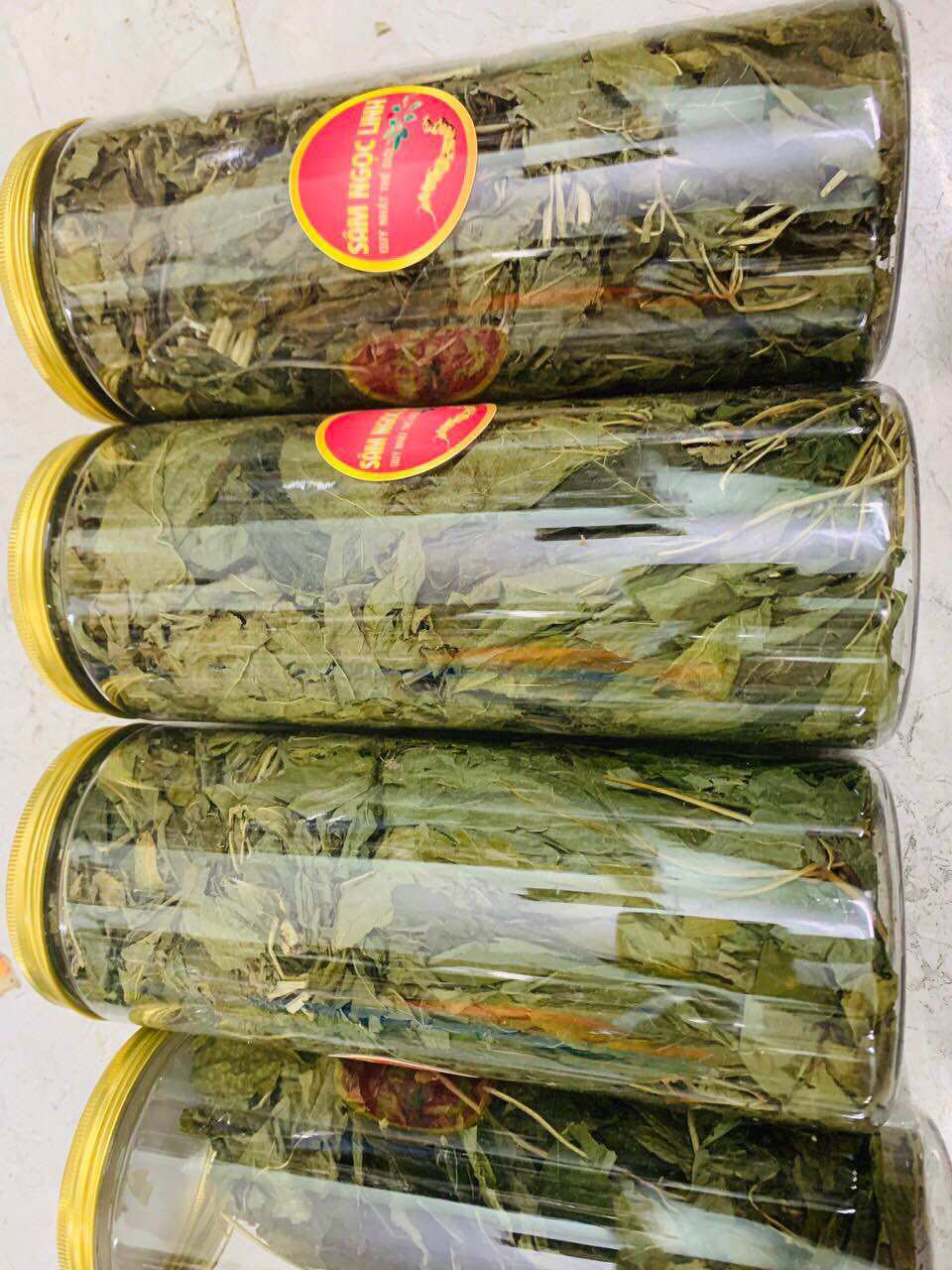 Lá sâm ngọc linh khô ( hộp 100g)
