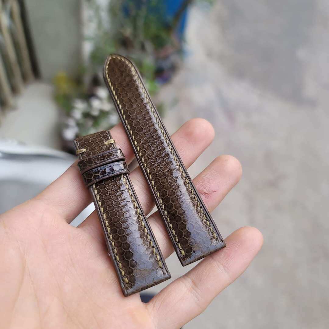 Handmade - Dây đồng hồ da rắn biển