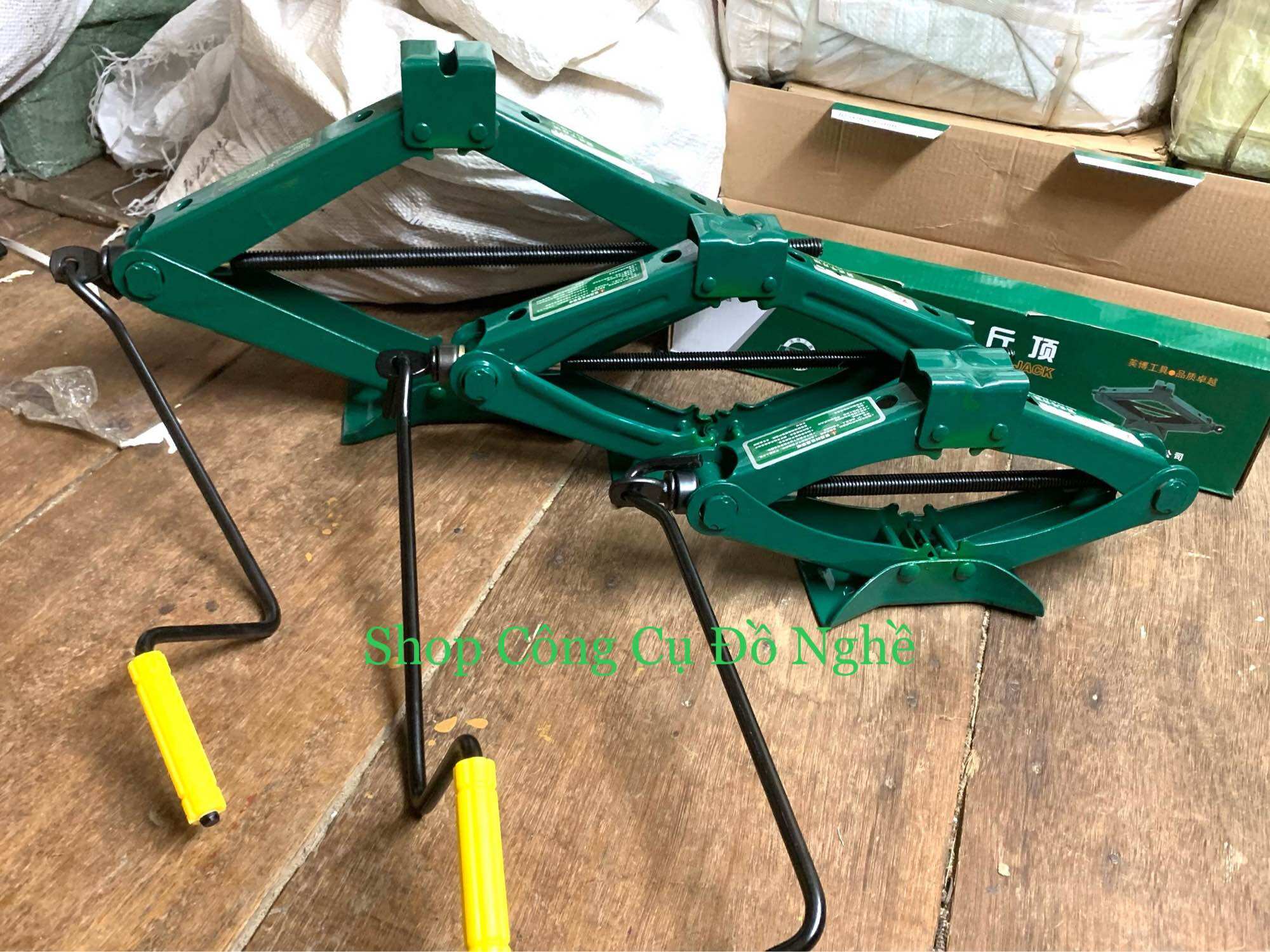 Kích xếp,đội xếp nâng gầm xe ô tô tải chữ a 1 tấn,1.5 tấn, 2 tấn, 2.5 tấn loại tốt