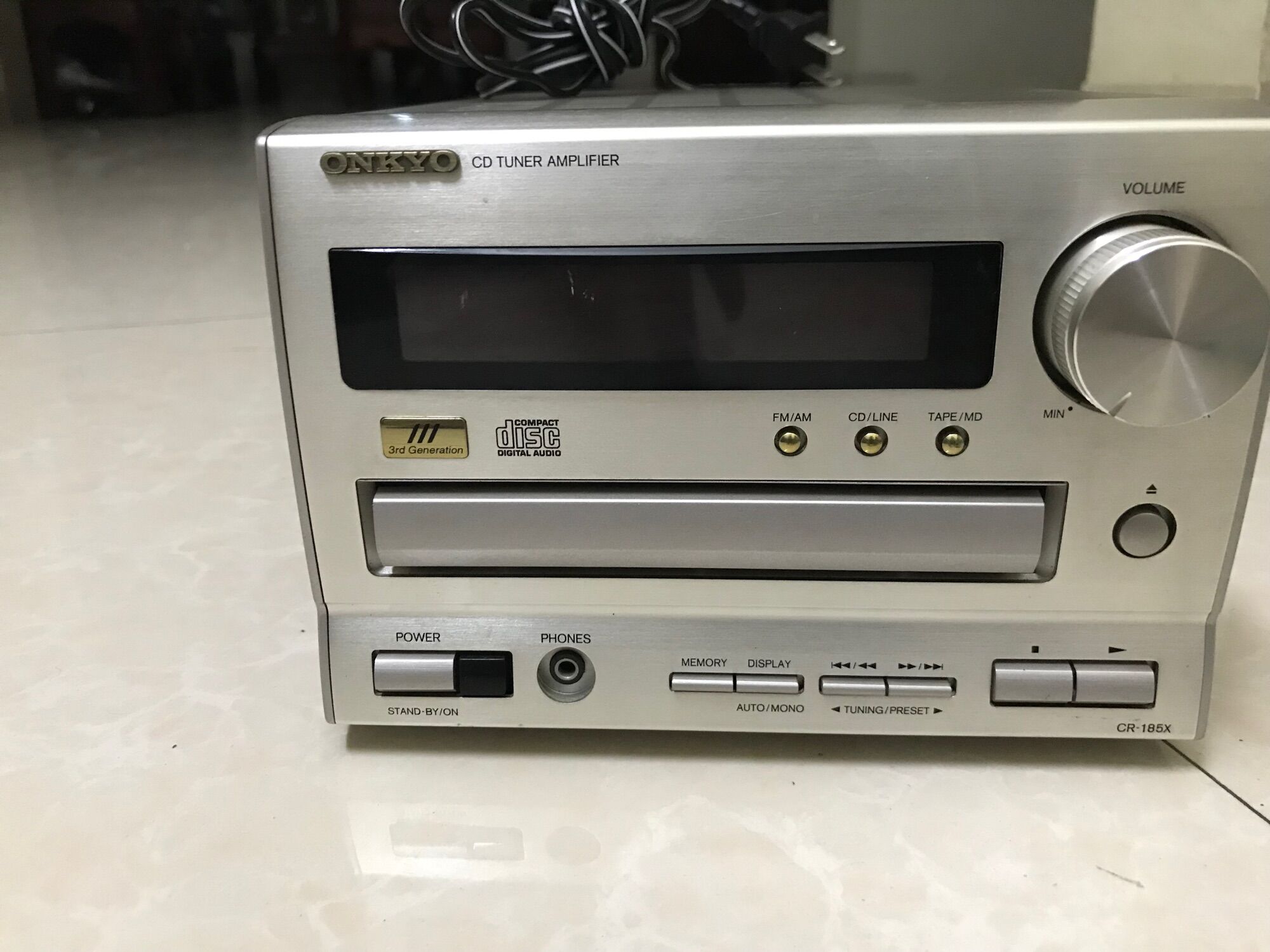 Cục dàn mini Onkyo 185 không loa