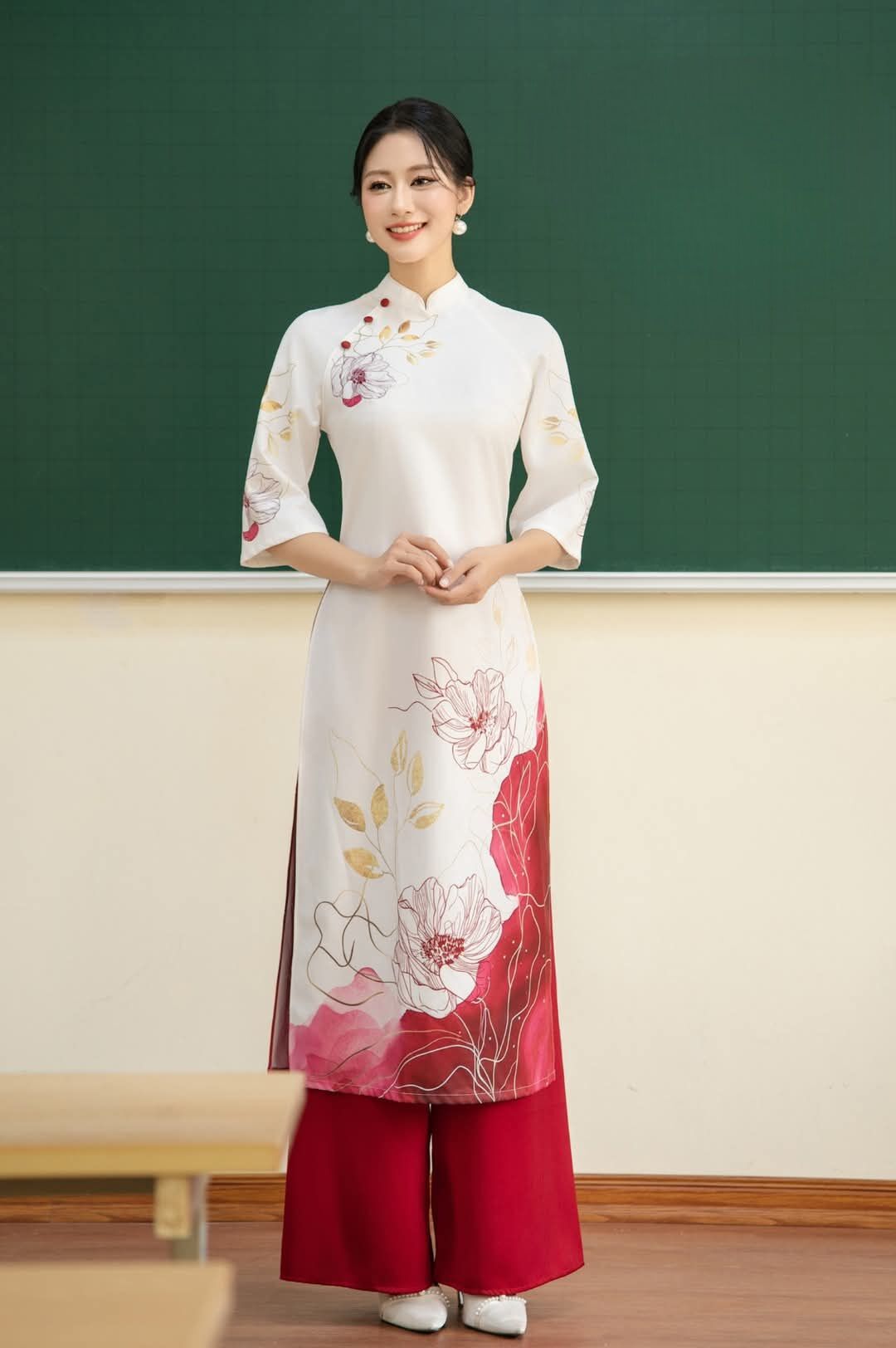áo dài may sẵn lụa gấm cao cấp thêu thủ công ko kèm quần