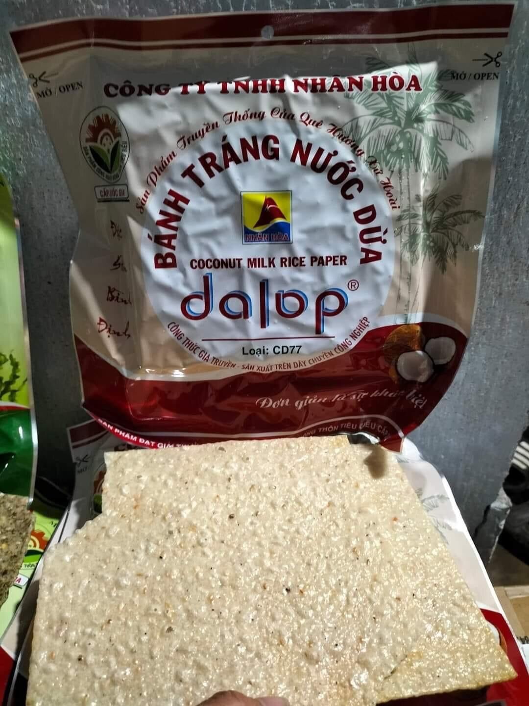 Combo 10 bịch bánh tráng nước dừa nướng sẵn Dalop