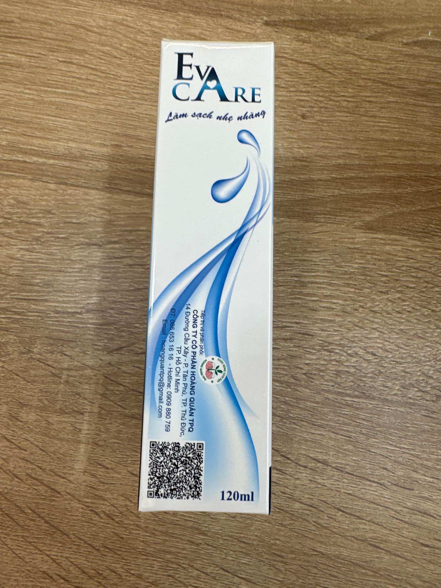 Dung dịch vệ sinh phụ nữ EVACARE