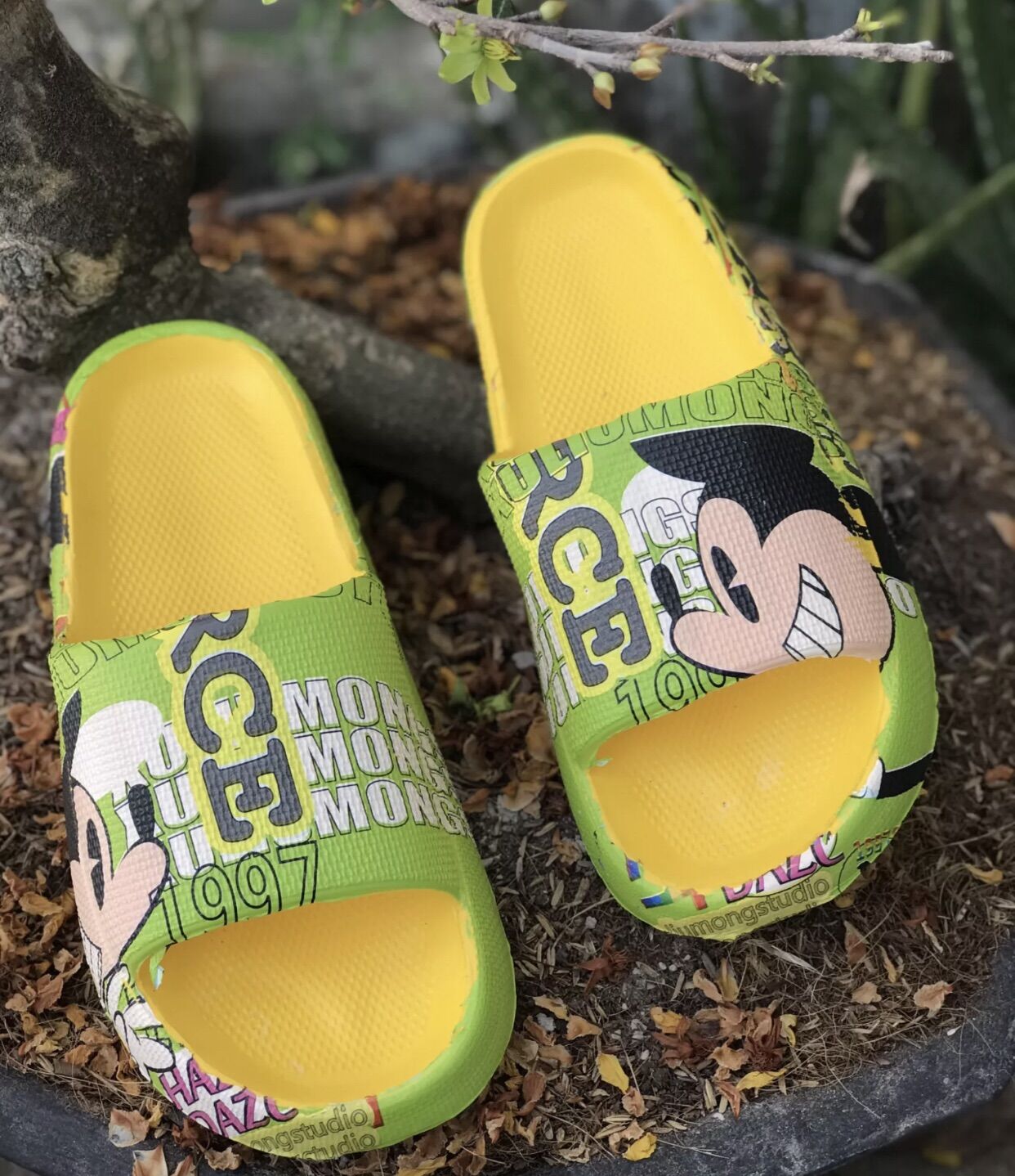 DÉP BÁNH MÌ QUAI NGANG RCE ĐẾ ĐÚC