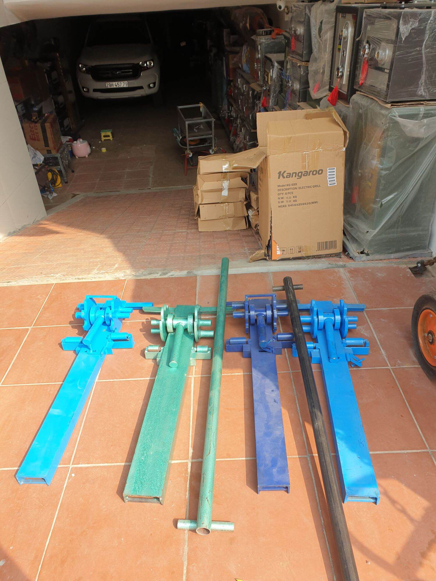 Bàn bẻ mỏ sắt cây phi 25 hàng nam định