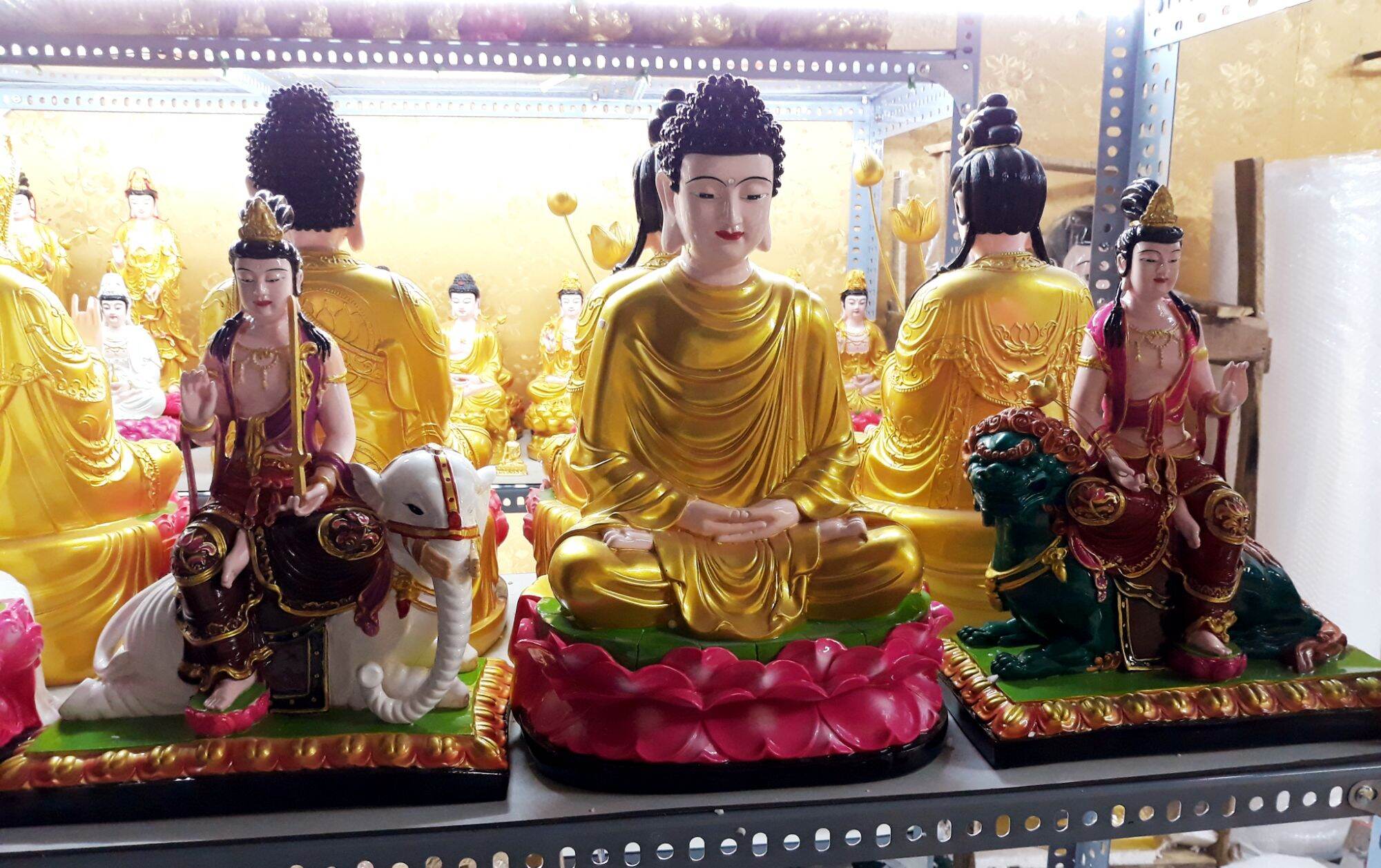 Tượng Phật Bổn Sư 50cm nhũ vàng