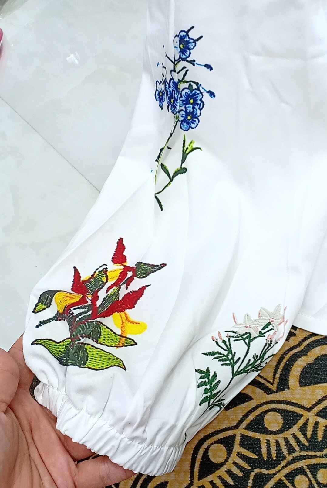 [Size M-3XL] Áo kiểu nữ lụa cổ đan dây tay dài phồng tiểu thư in hoa
