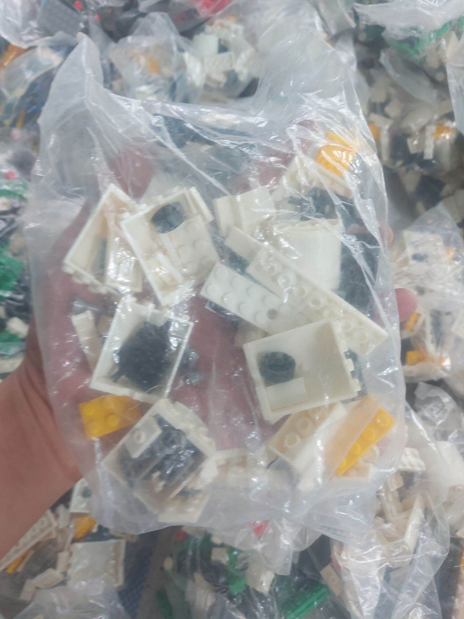 1kg đồ chơi lắp ráp non lego mới 100% còn bọc