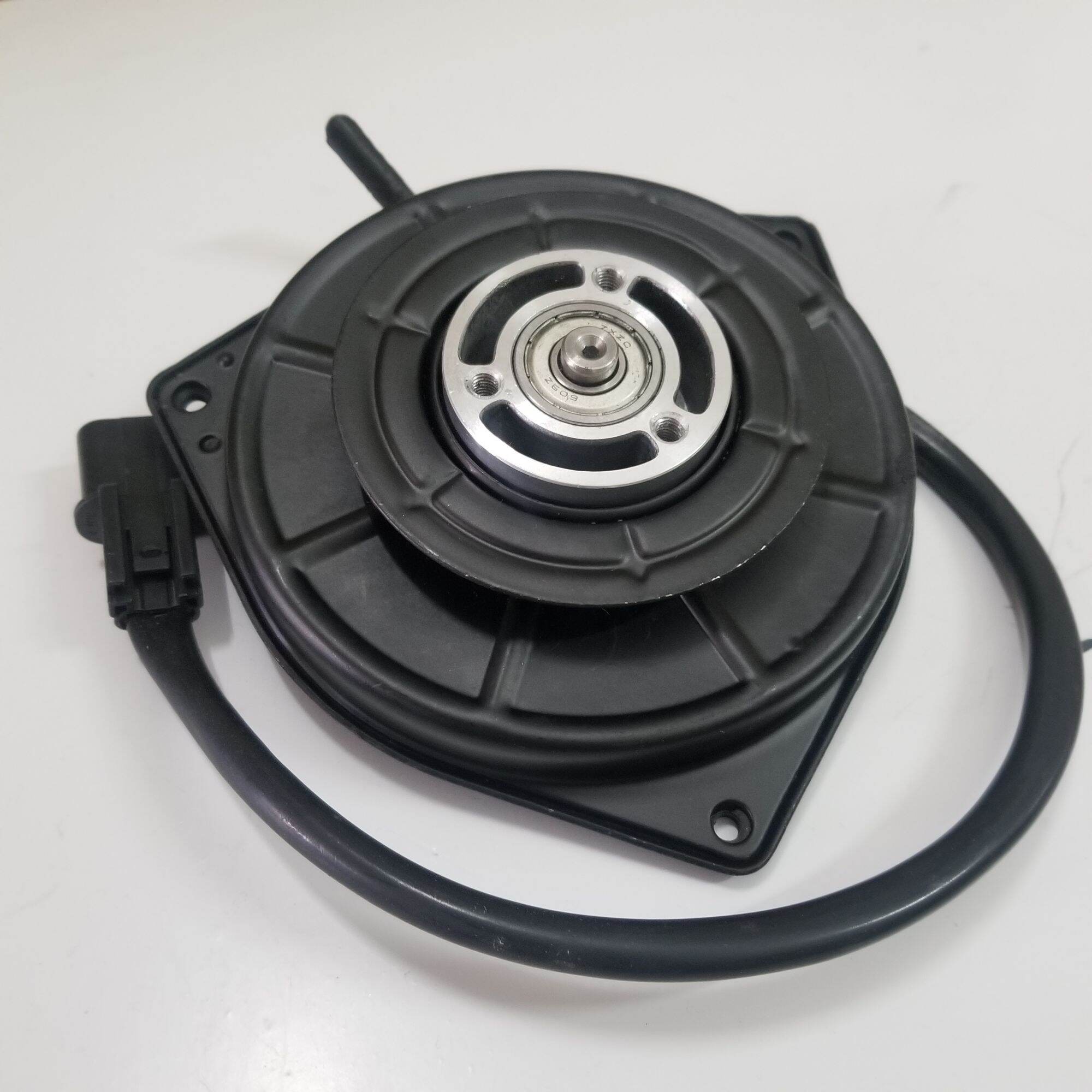 Motor quạt dàn nóng Denso 12v. 7121
