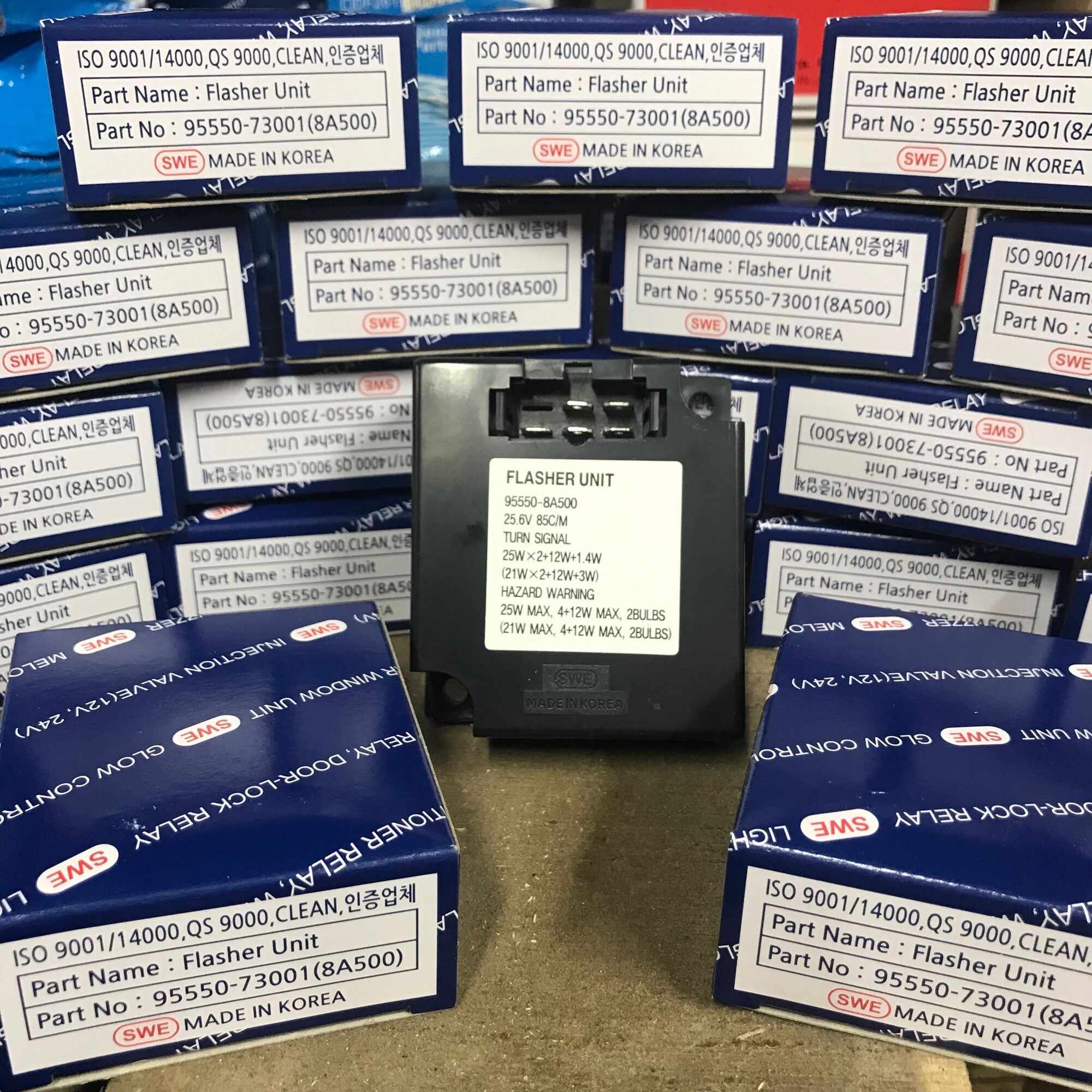 Rơ le xi nhan Huyndai 3,5T - 15T