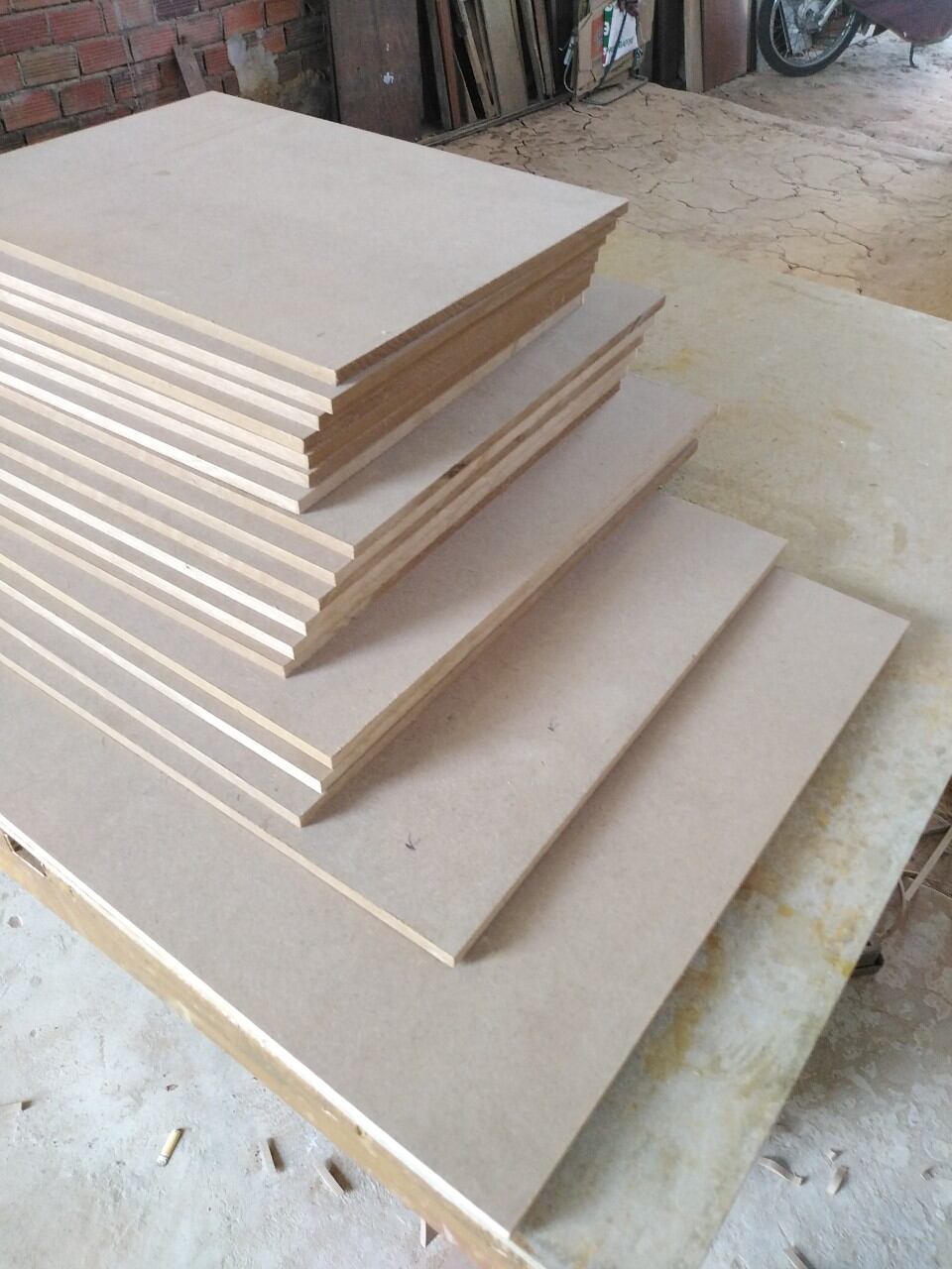 Tấm ván gỗ MDF dầy 9mm, nhiều kích thước