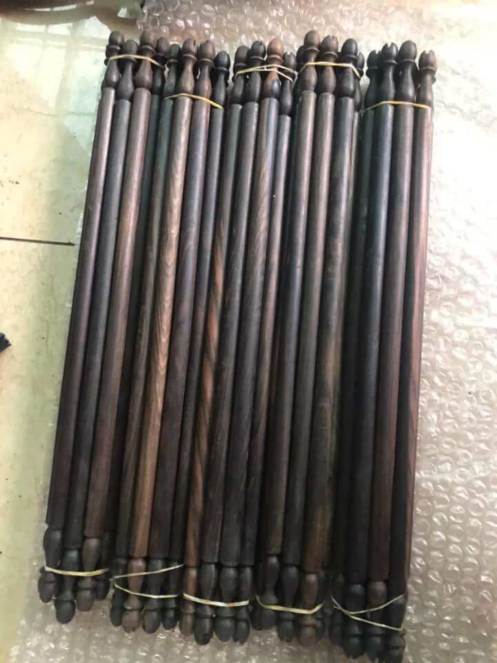 Cầu thẳng, cong cho chim đứng gỗ mun , cẩm lồng mào