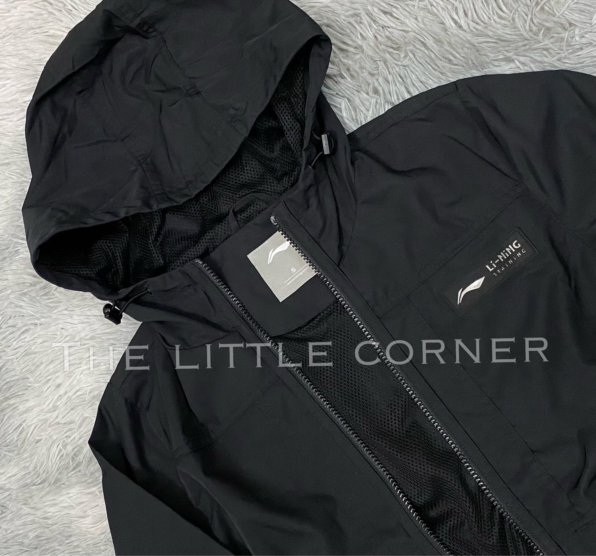 (Size S) Áo gió lót lưới nữ Lining AFDR832-6