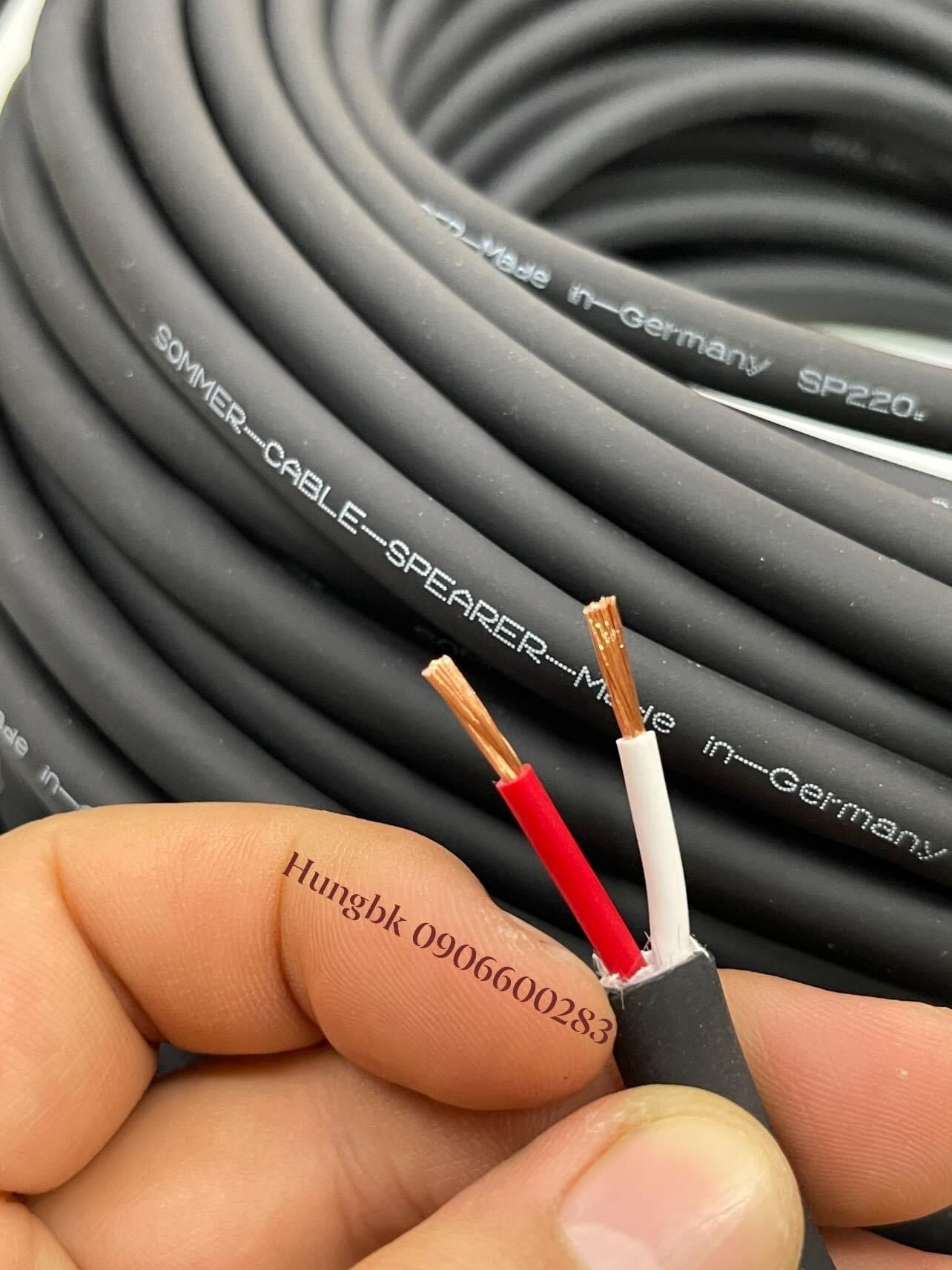 Dây loa sommer 2x 2.5mm một trong những dòng dây loa cao cấp chất lượng nhất công nghệ Đức, là dòng dây loa chuyên nghiệp phục vụ cho các hệ thống âm thanh sân khấu hội trường, âm thanh karaoke chuyên nghiệp và các hệ thống âm thanh thông báo cao cấp