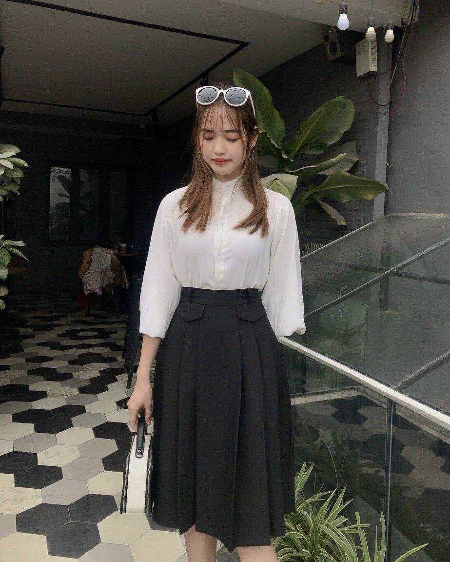 Chân váy xòe xếp ly