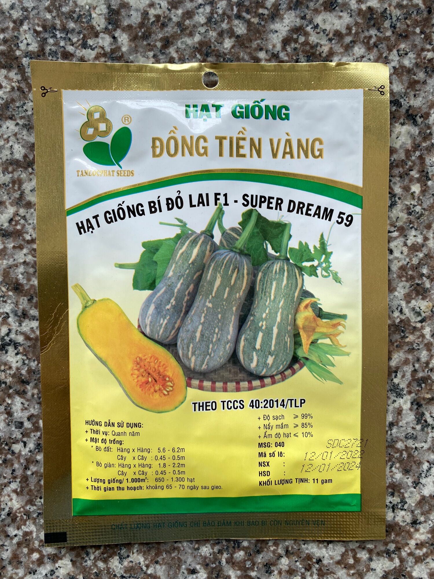 Hạt giống bí đỏ lai F1 Super Dream 59 dạng trái hồ lô gói 11gr