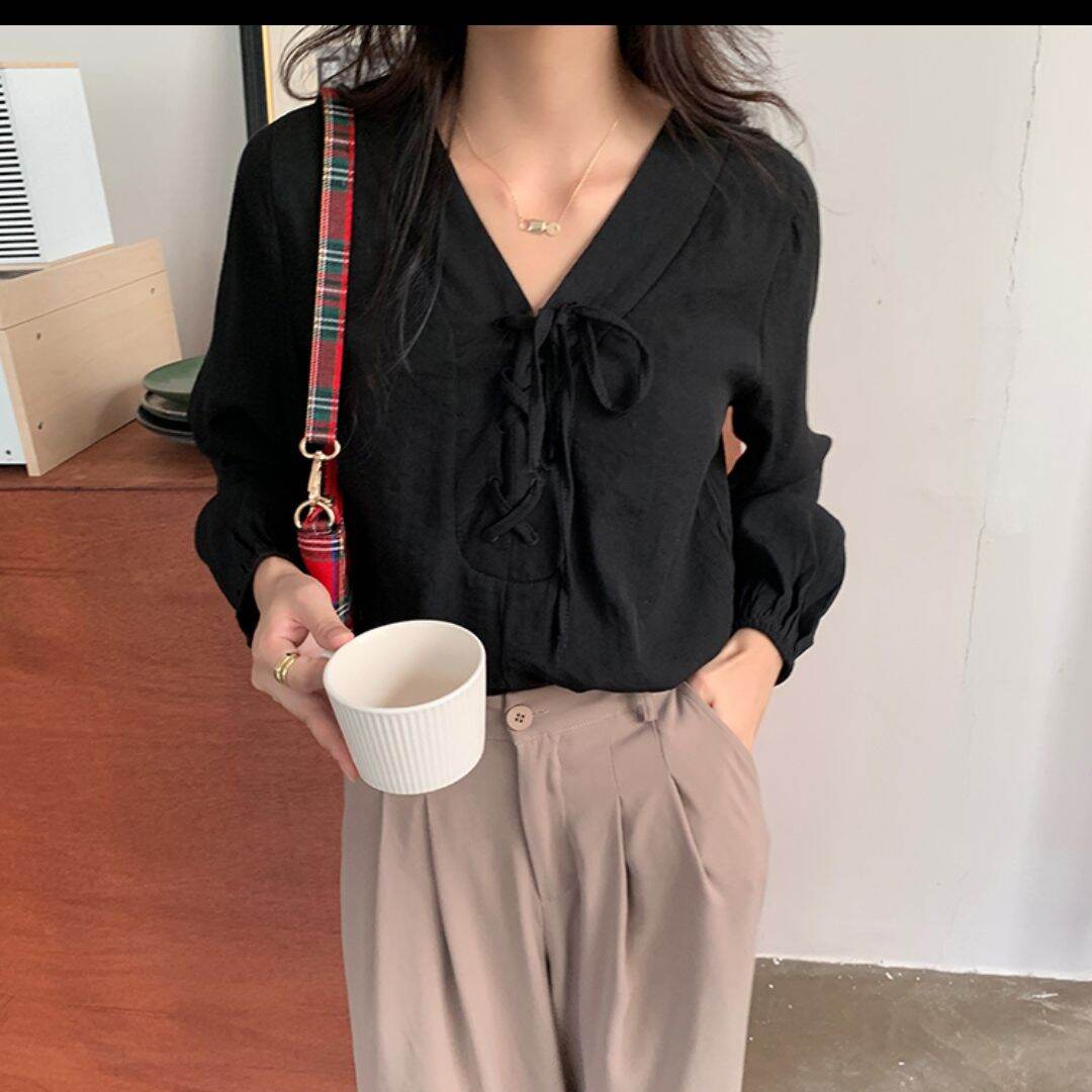 áo sơ mi kiểu cổ v đan dây ngực vintage