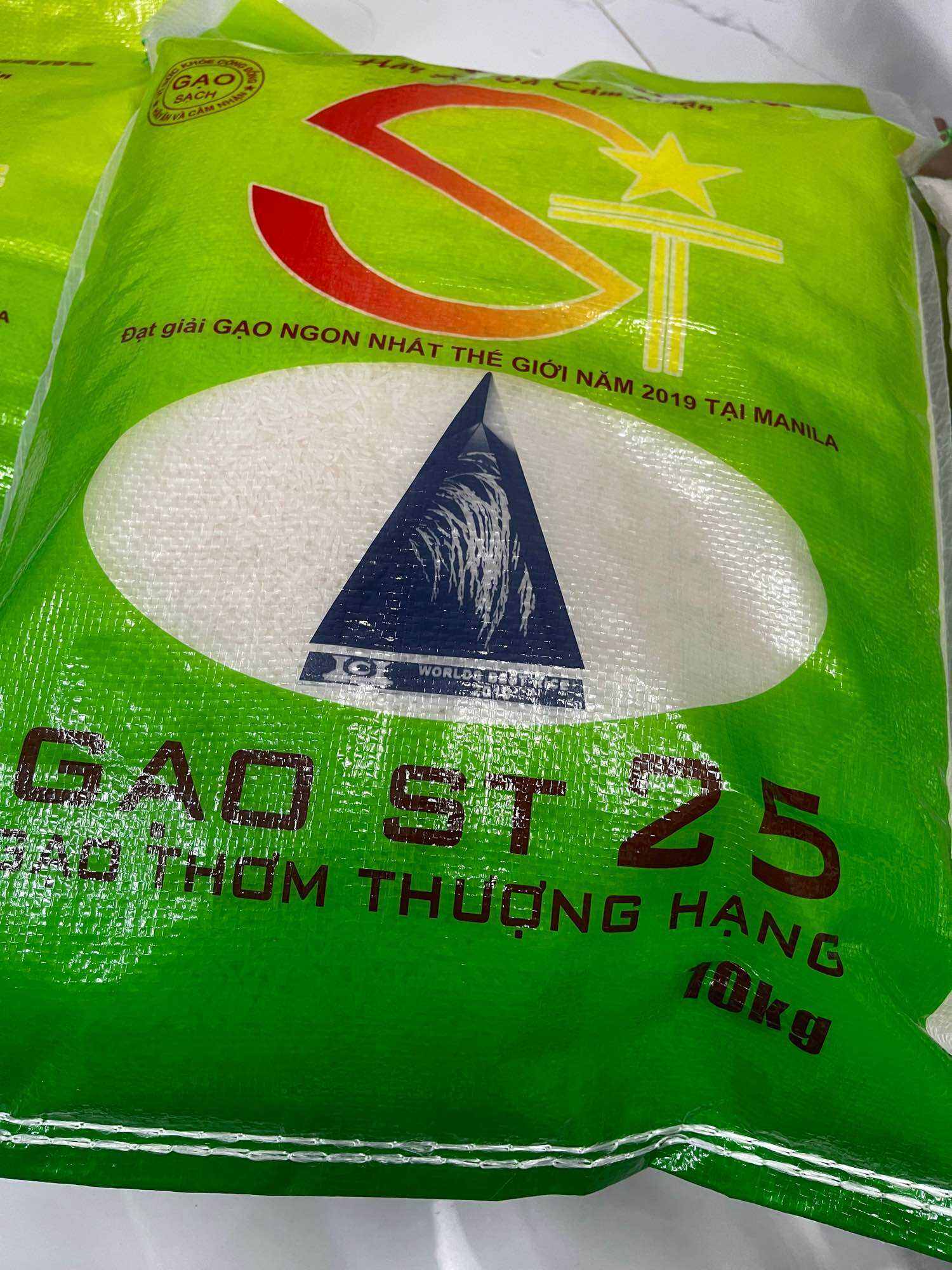 Gạo ST25 loại nhất dẻo thơm ngọt mềm cơm nở ít túi 10kg