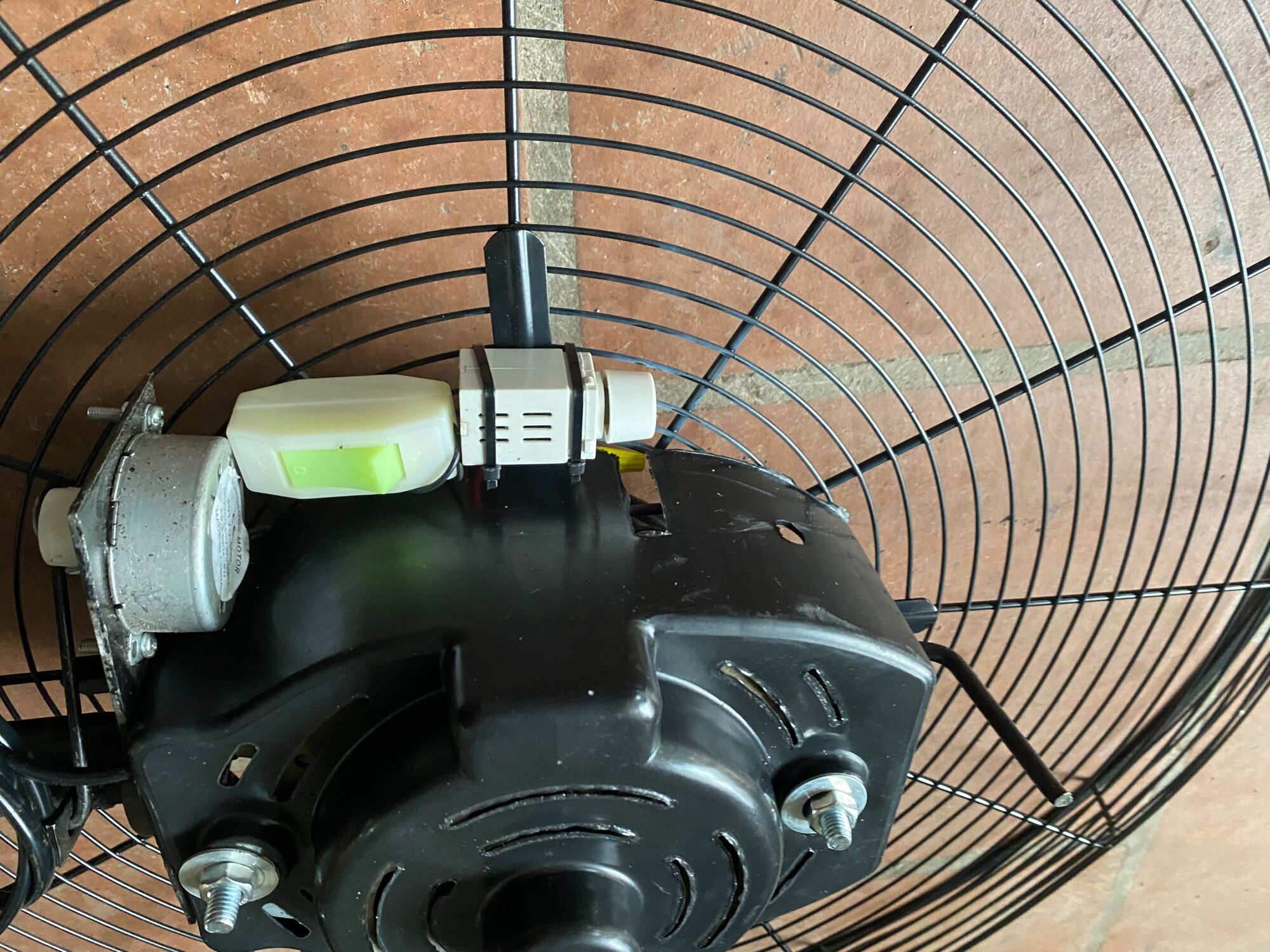 ốp đít motor quạt