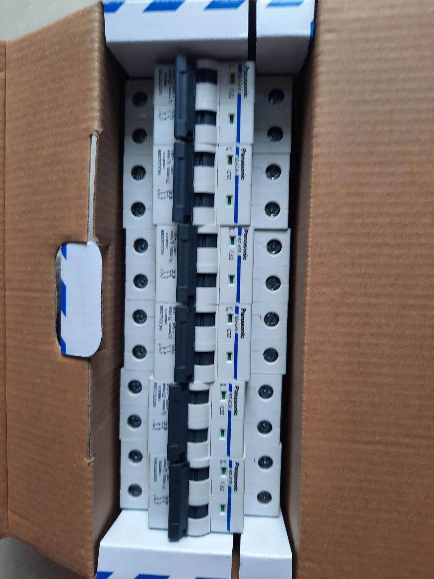 CB Panasonic 2 pha 32A - 63A, cầu dao tự đông.