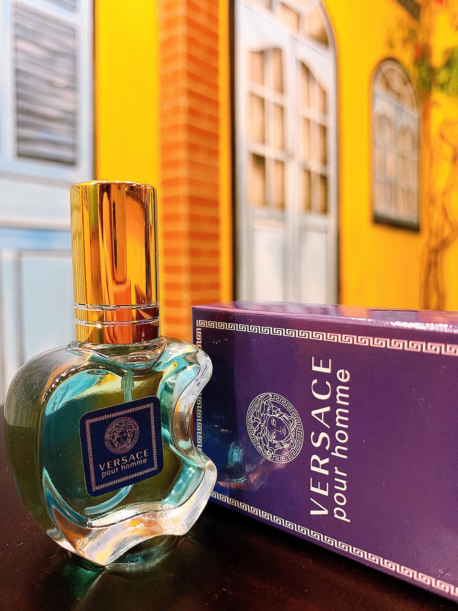Nước Hoa Mini VERSACE POUR HOMME 20ml (Mẫu Táo)