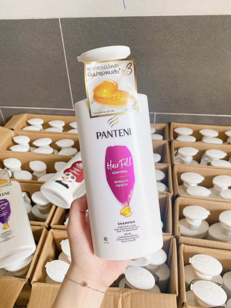 Dầu gội pantene Silky Smooth