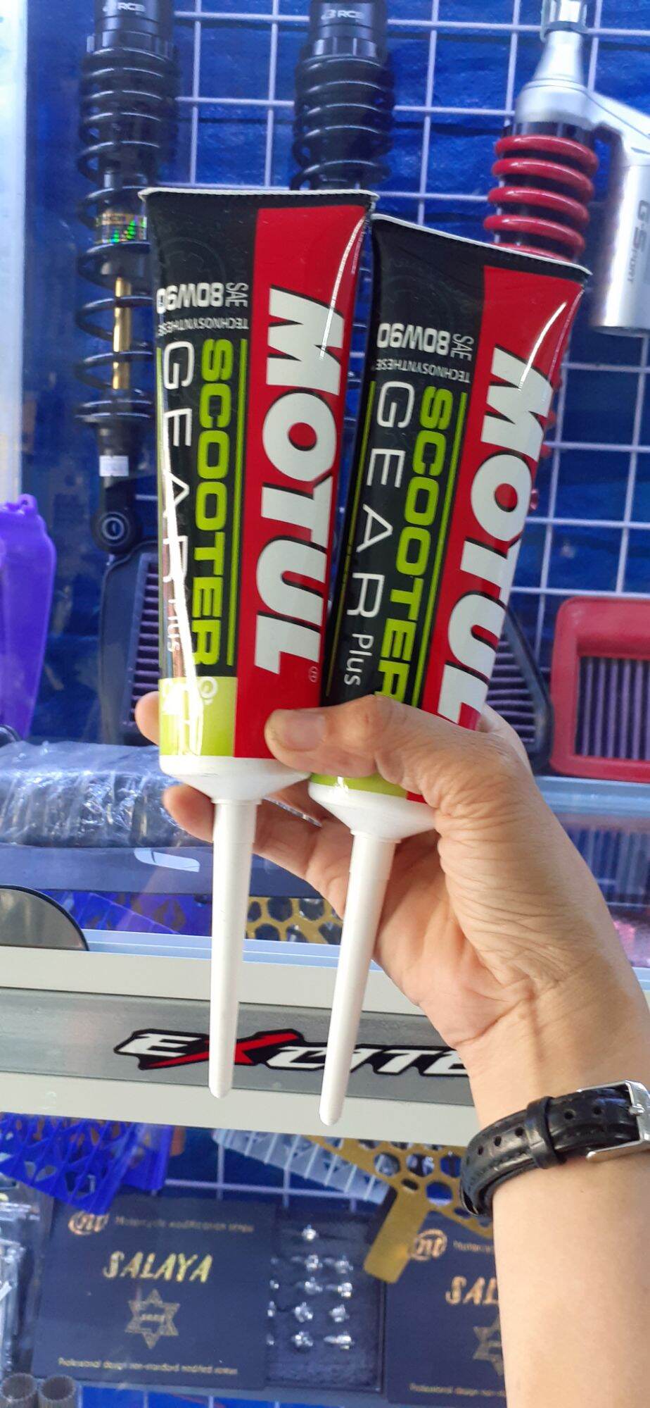 [HCM]nhớt lap Motul xe tay ga