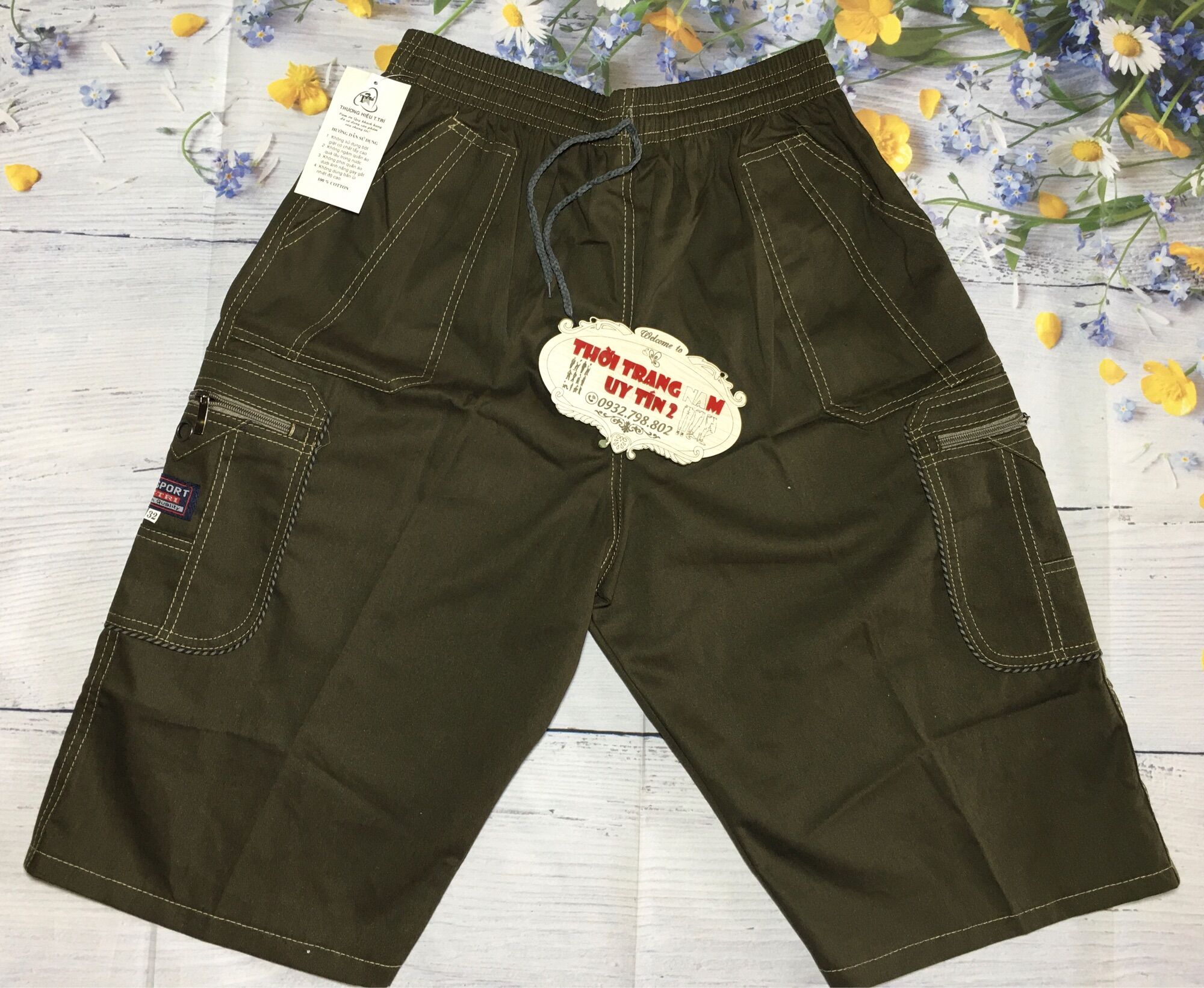 Quần kaki lửng màu