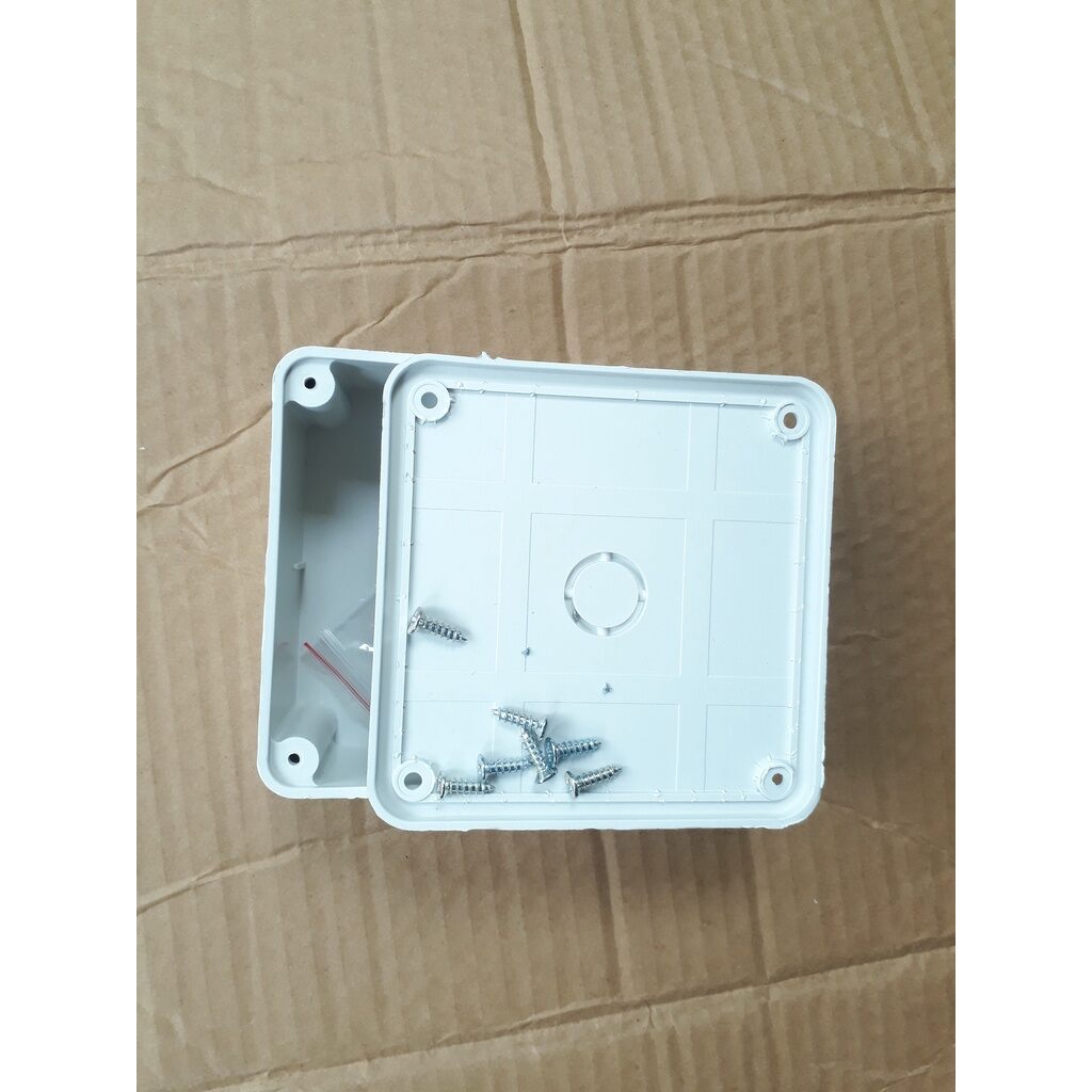 Hộp nhựa kĩ thuật điện , lắp cam camera,