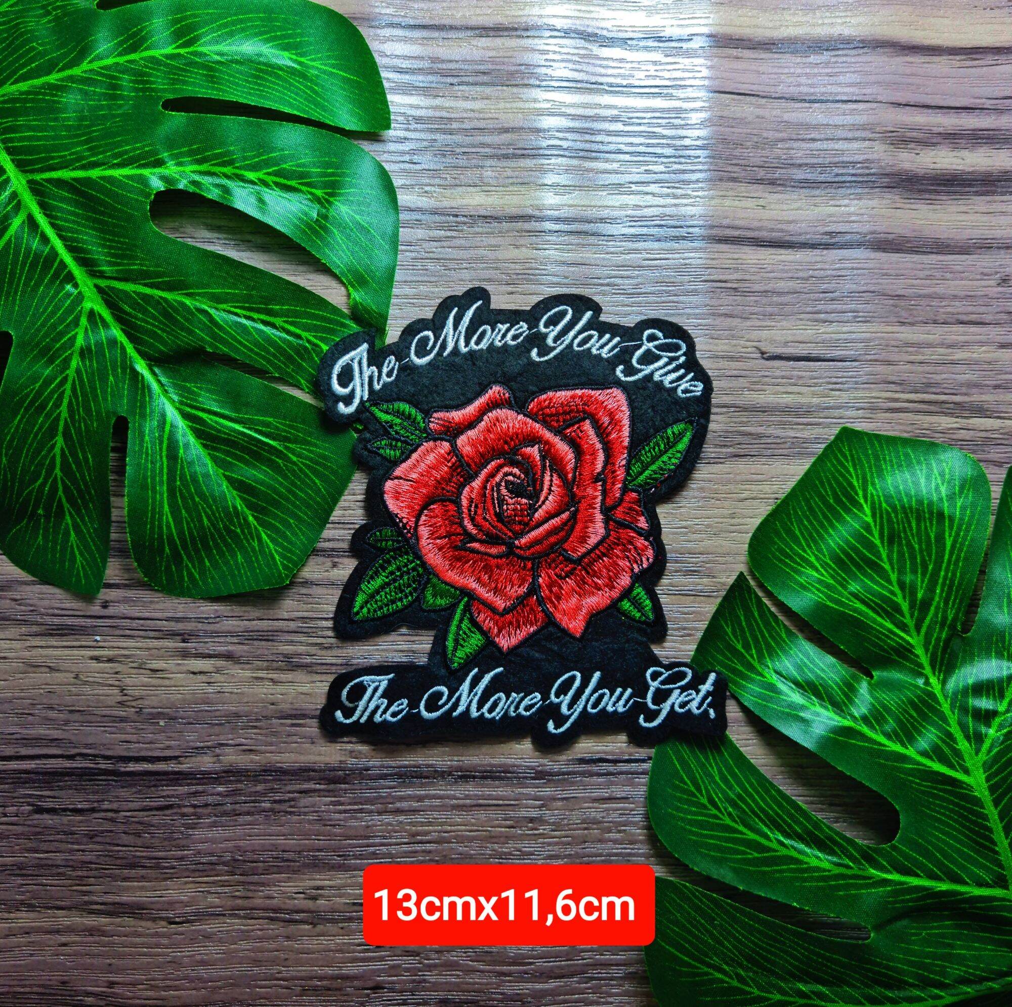 Sticker thêu ủi hình hoa các loại siêu độc đáo