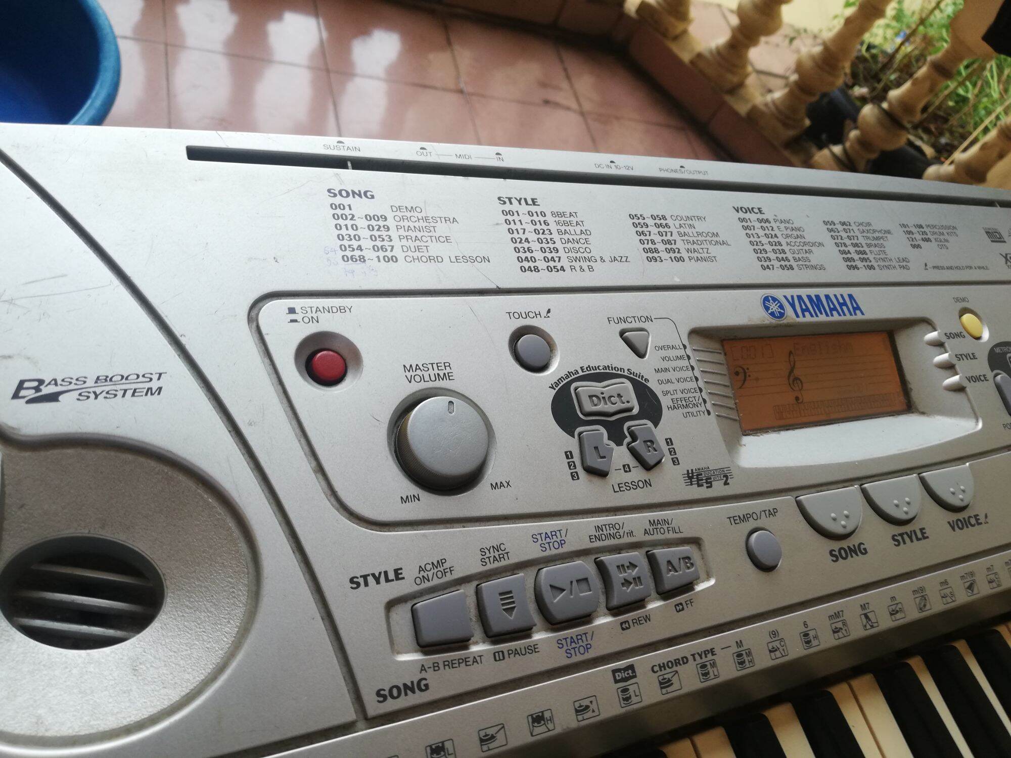 Đàn organ Yamaha PSR 275