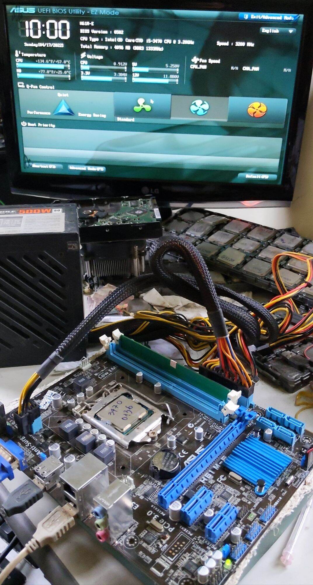 combo main g41, ram 4gb, chip e8400, ổ 320gb, nguồn cst, usb wifi...