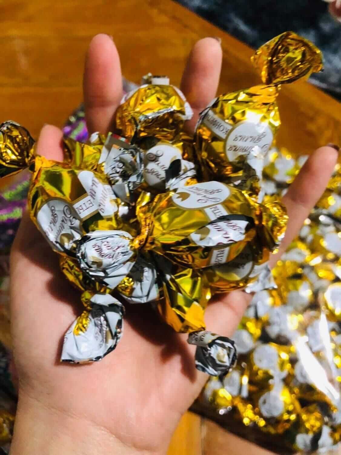 Socola huệ vàng 1kg Nga - Hàng chuẩn