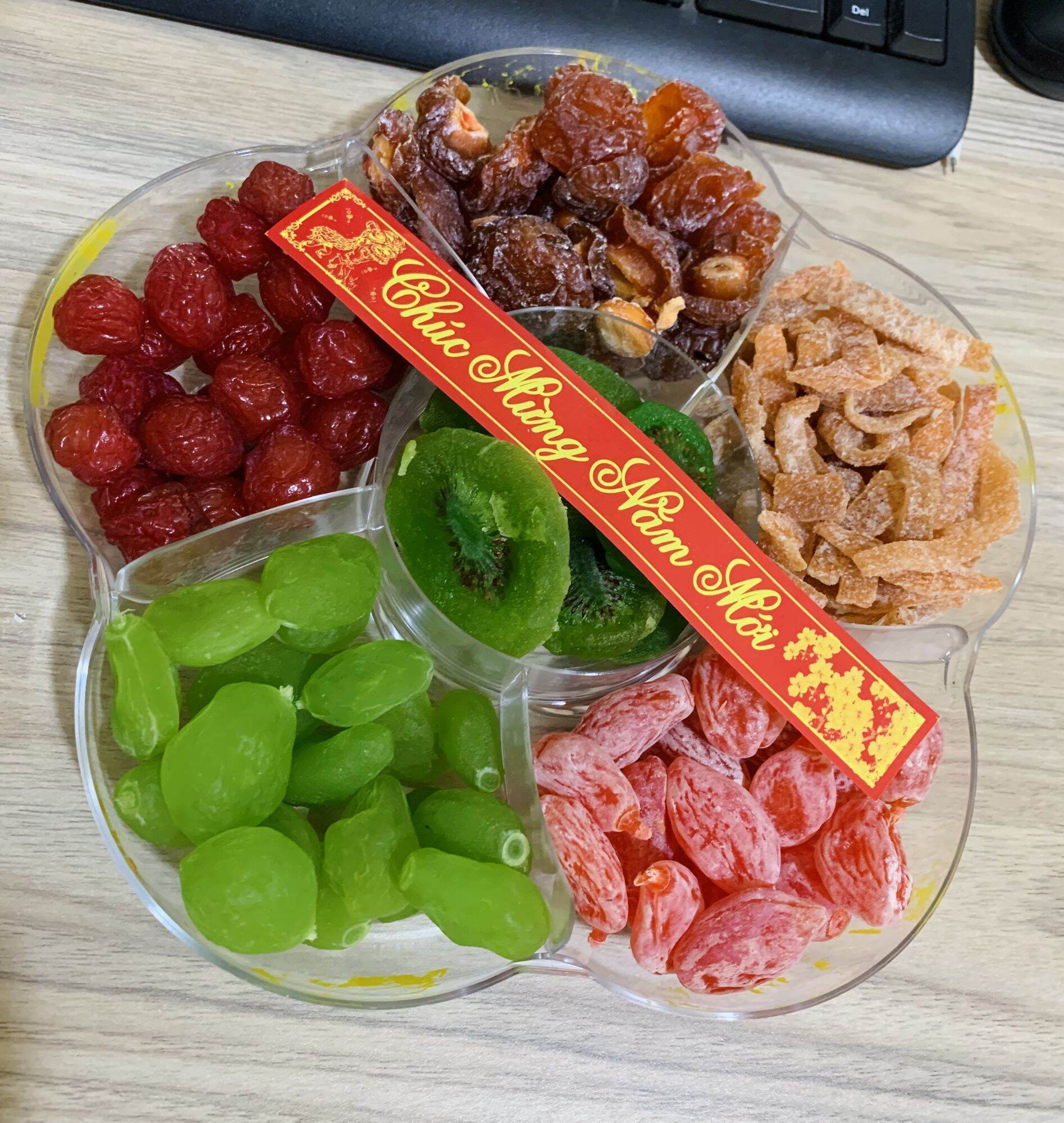 MỨT TẾT KHAY HOA MAI