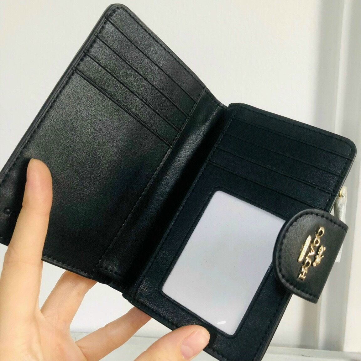 Ví C0ach thiết kế mẫu mới da thật siêu cưng